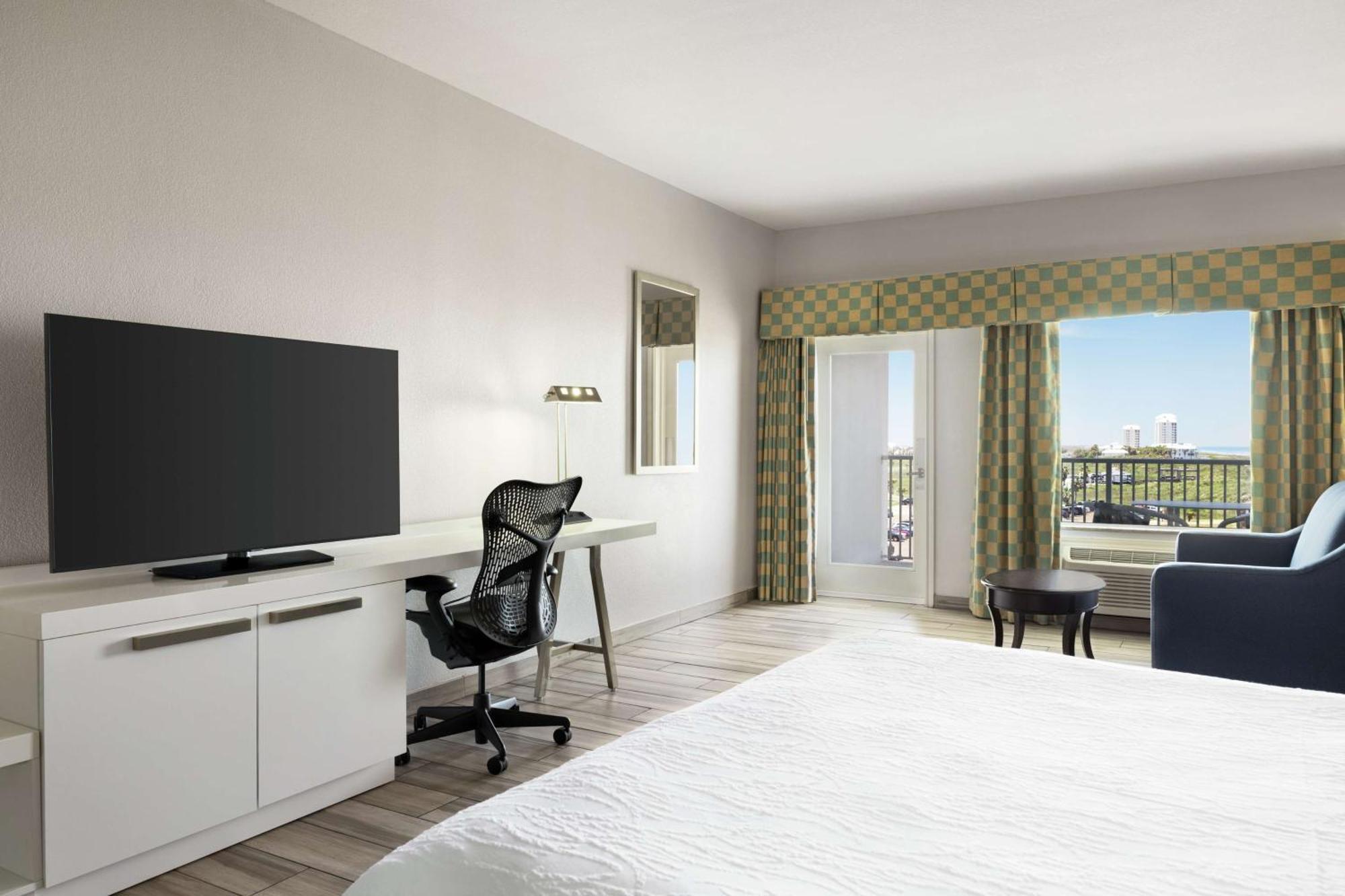 King Room Partial View