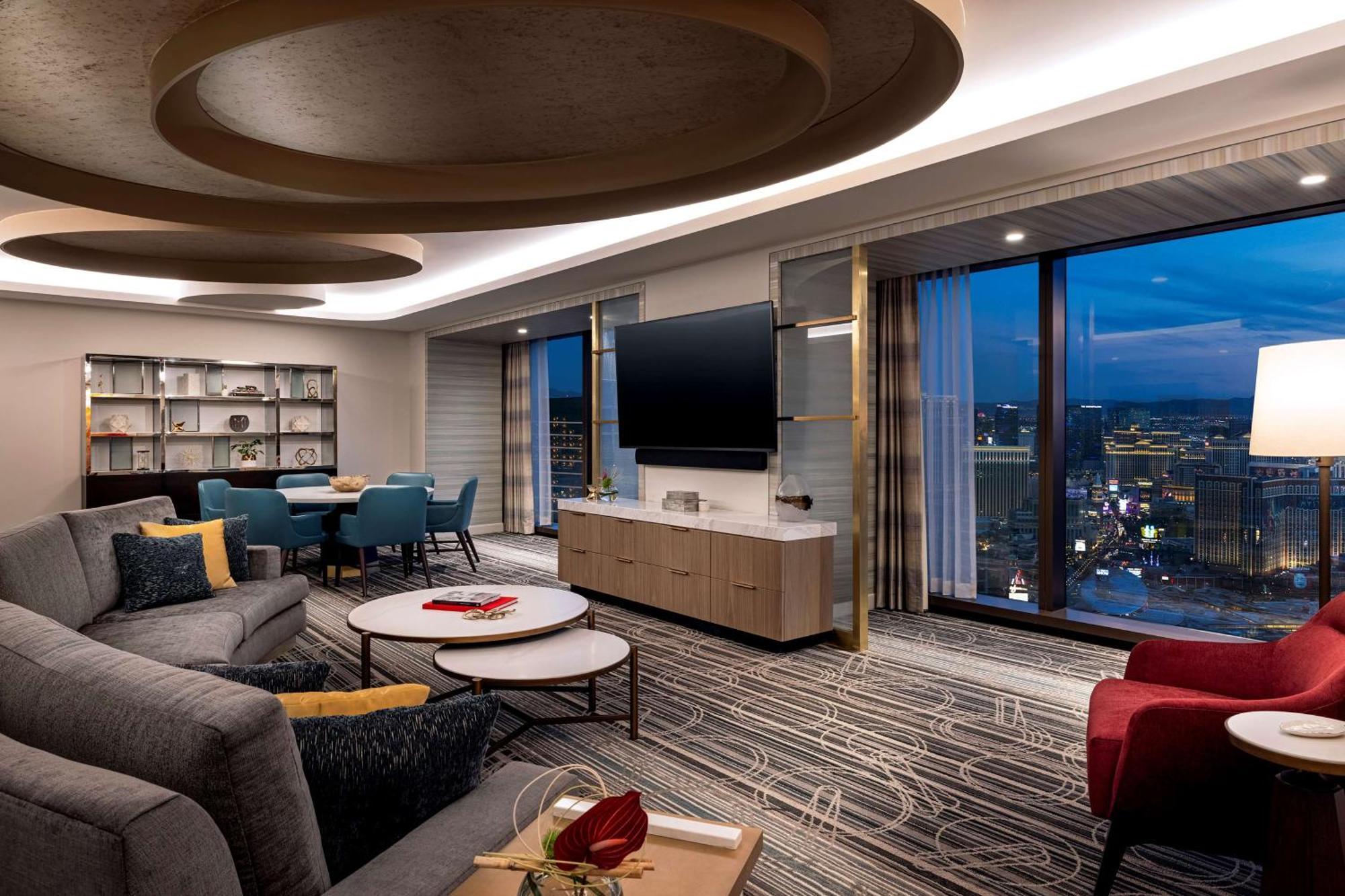 Two-Bedroom Presidential Suite