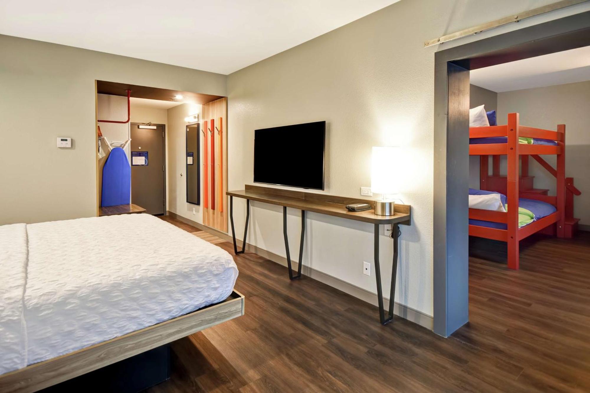 King Suite Hearing Accessible