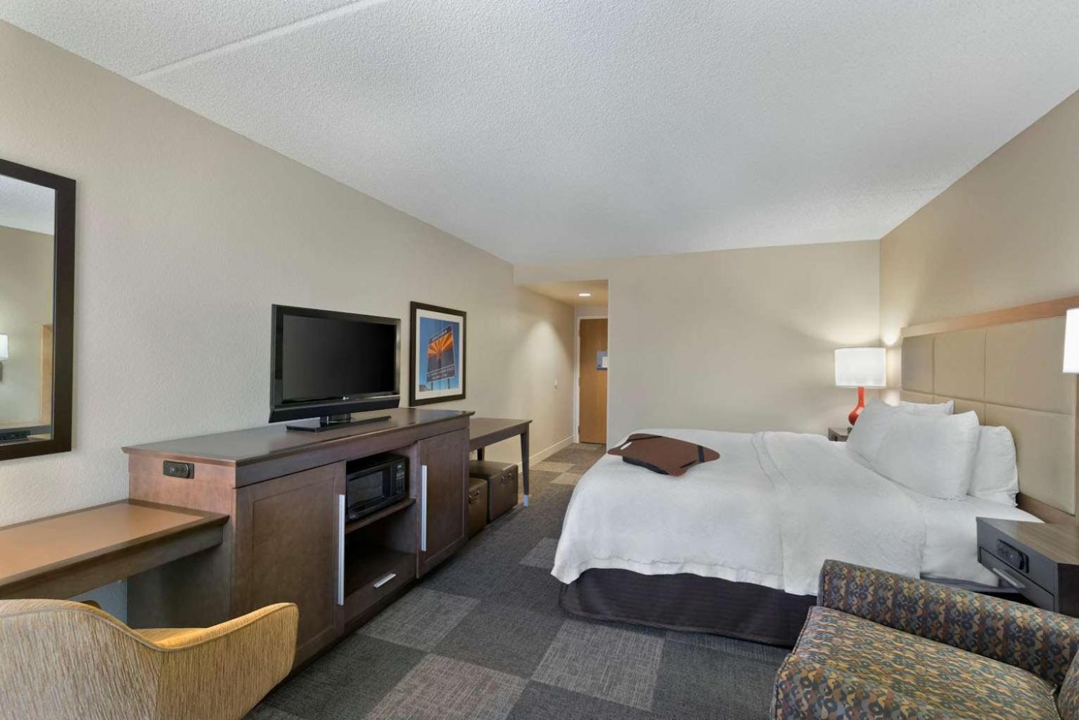 King Room King Bed Non-Smoking