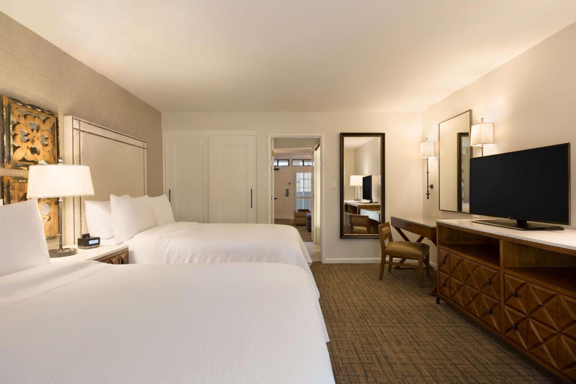 One-Bedroom Suite Two Double Beds