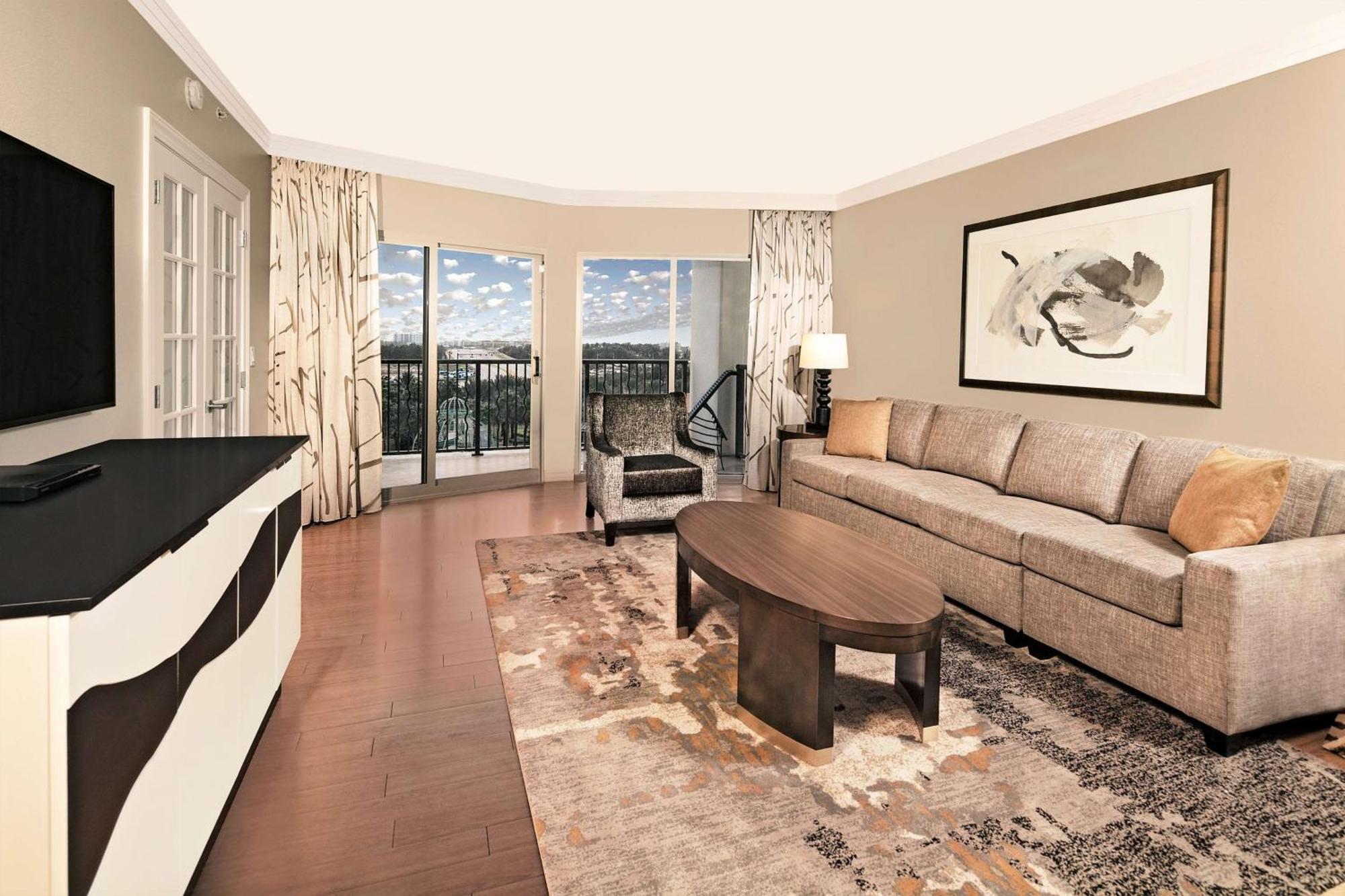 One-Bedroom King Suite Sofa Bed