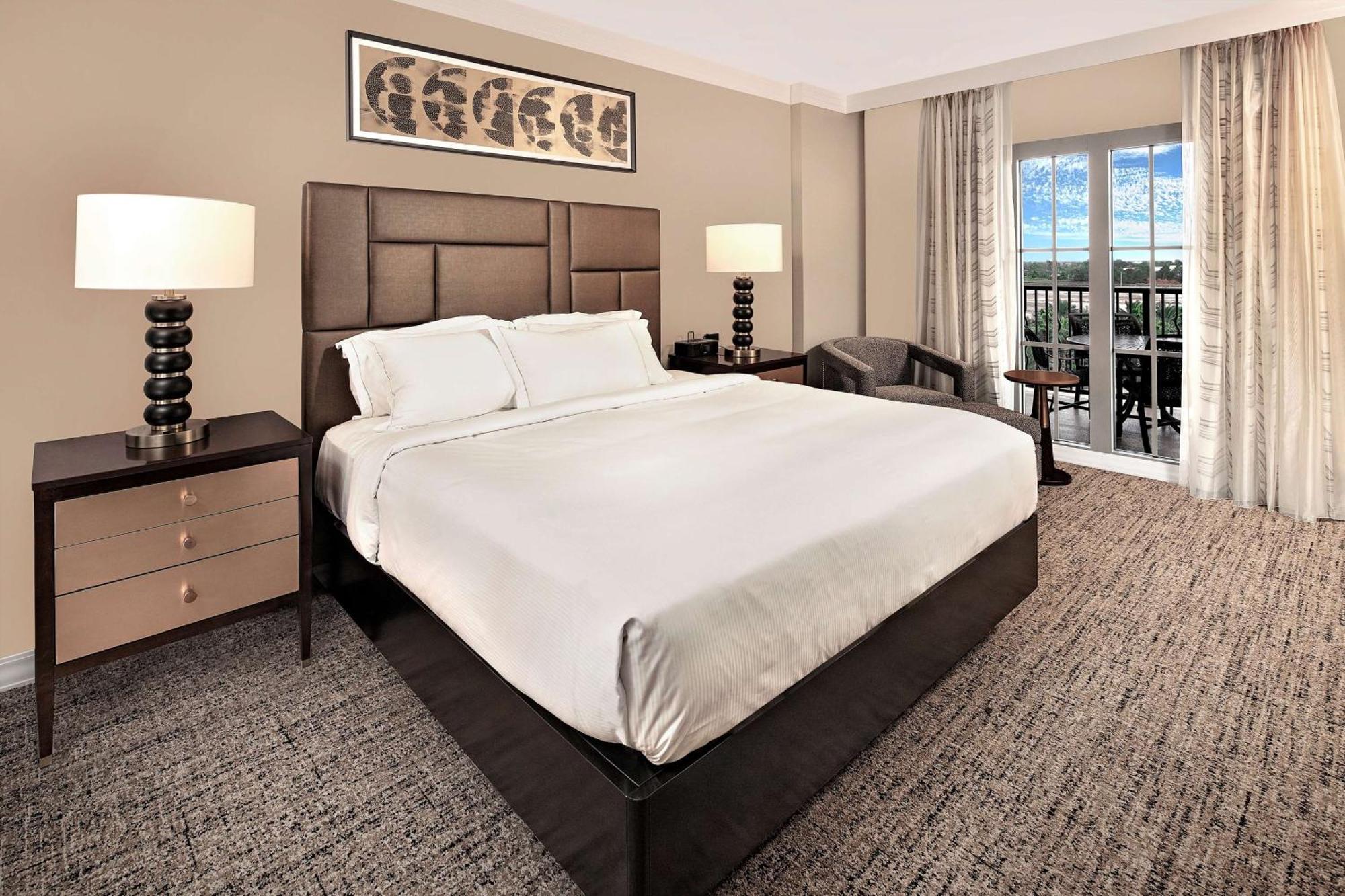 One-Bedroom King Suite Sofa Bed