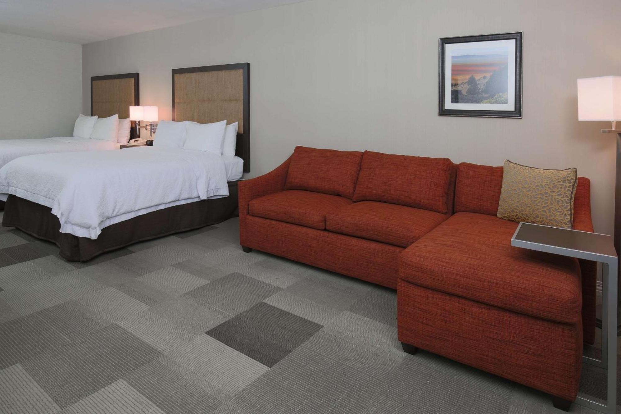 Queen Room Two Queen Beds Non-Smoking