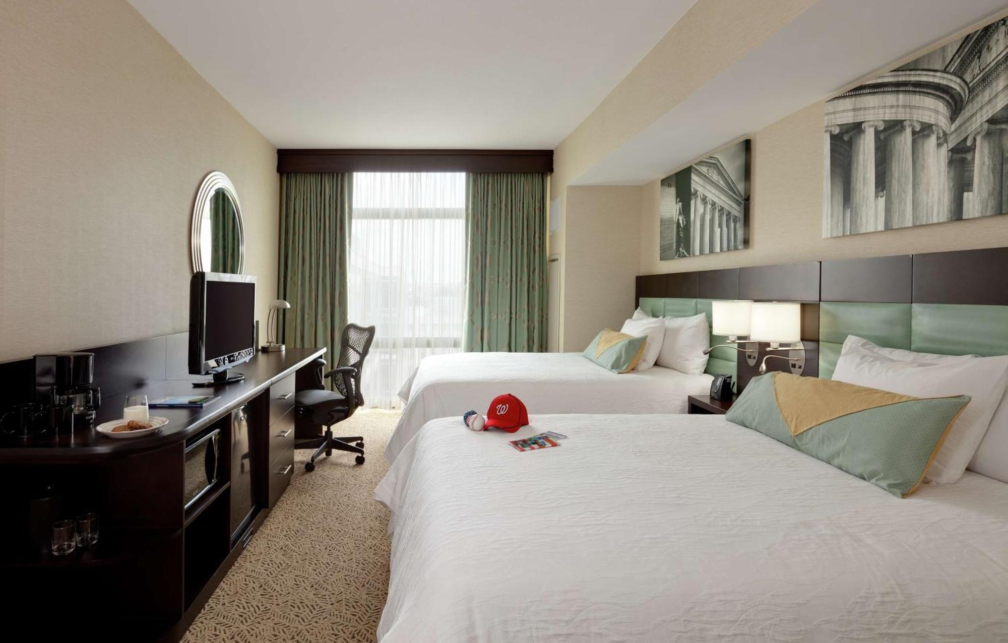 Queen Room Two Queen Beds Hearing Access