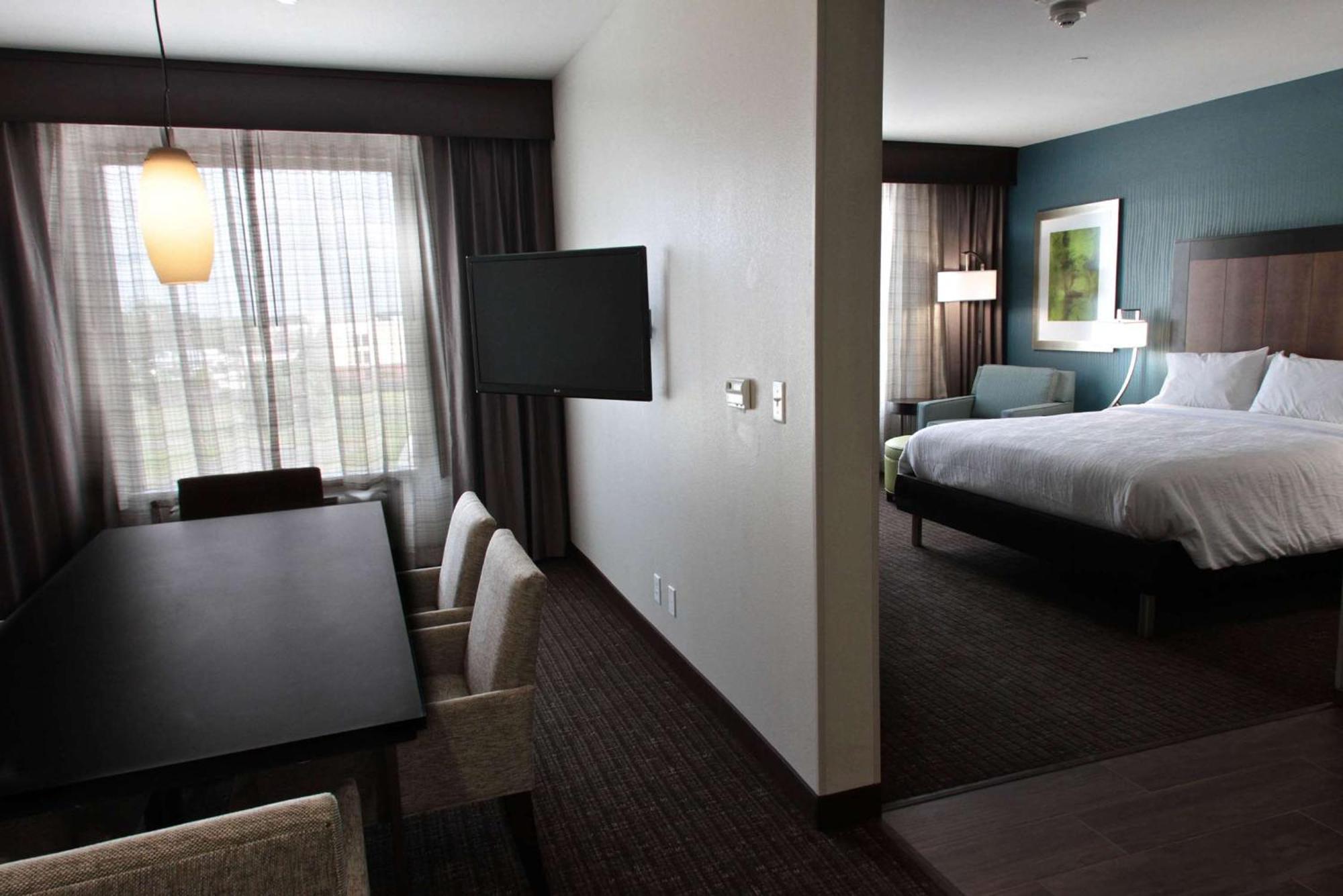 Junior King Suite