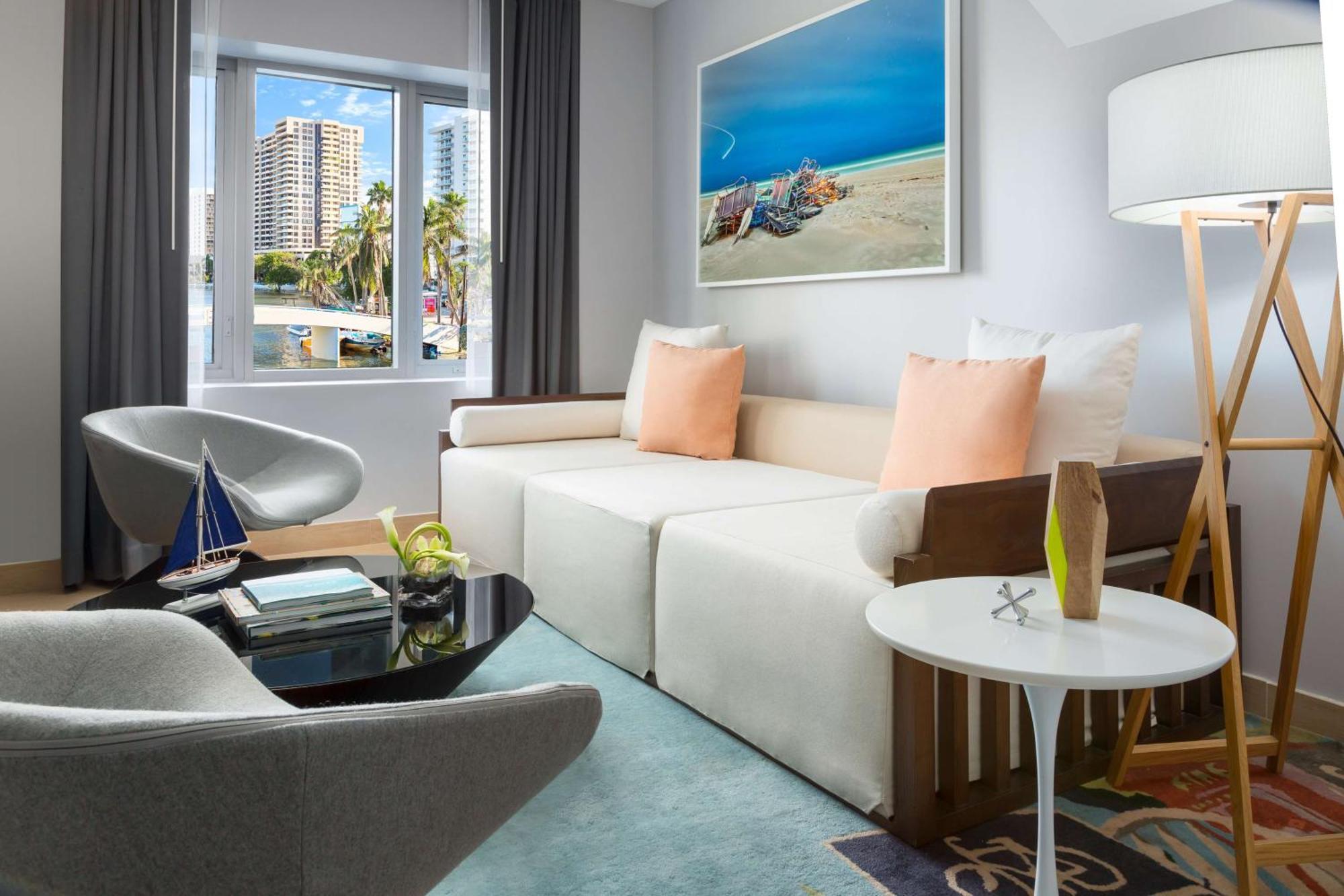 1 King Suite