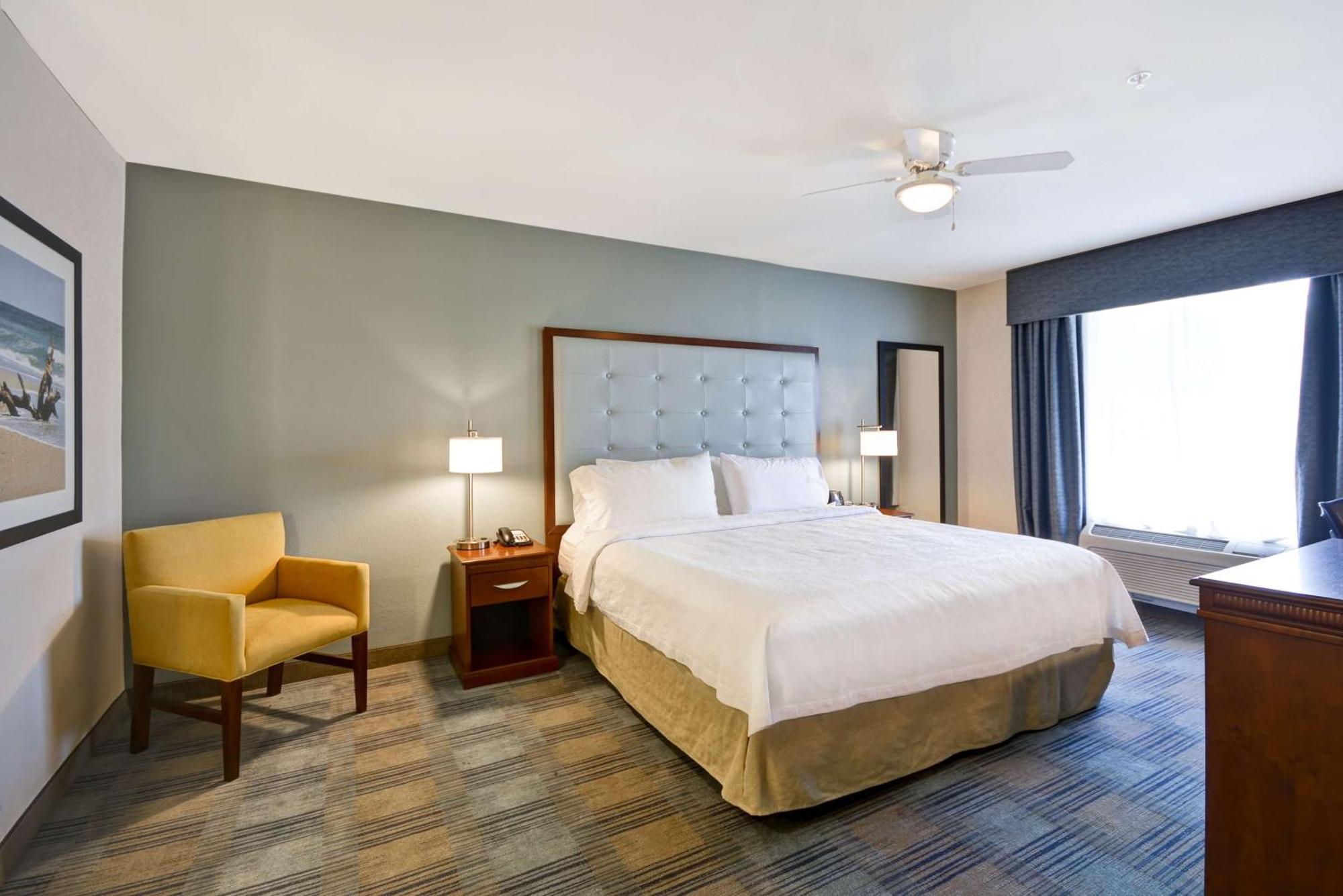 One-Bedroom King Suite