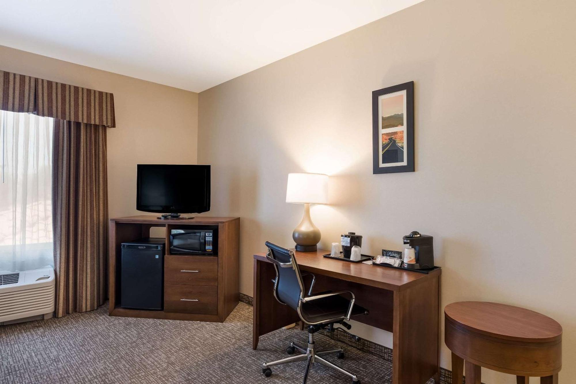 Standard King Room