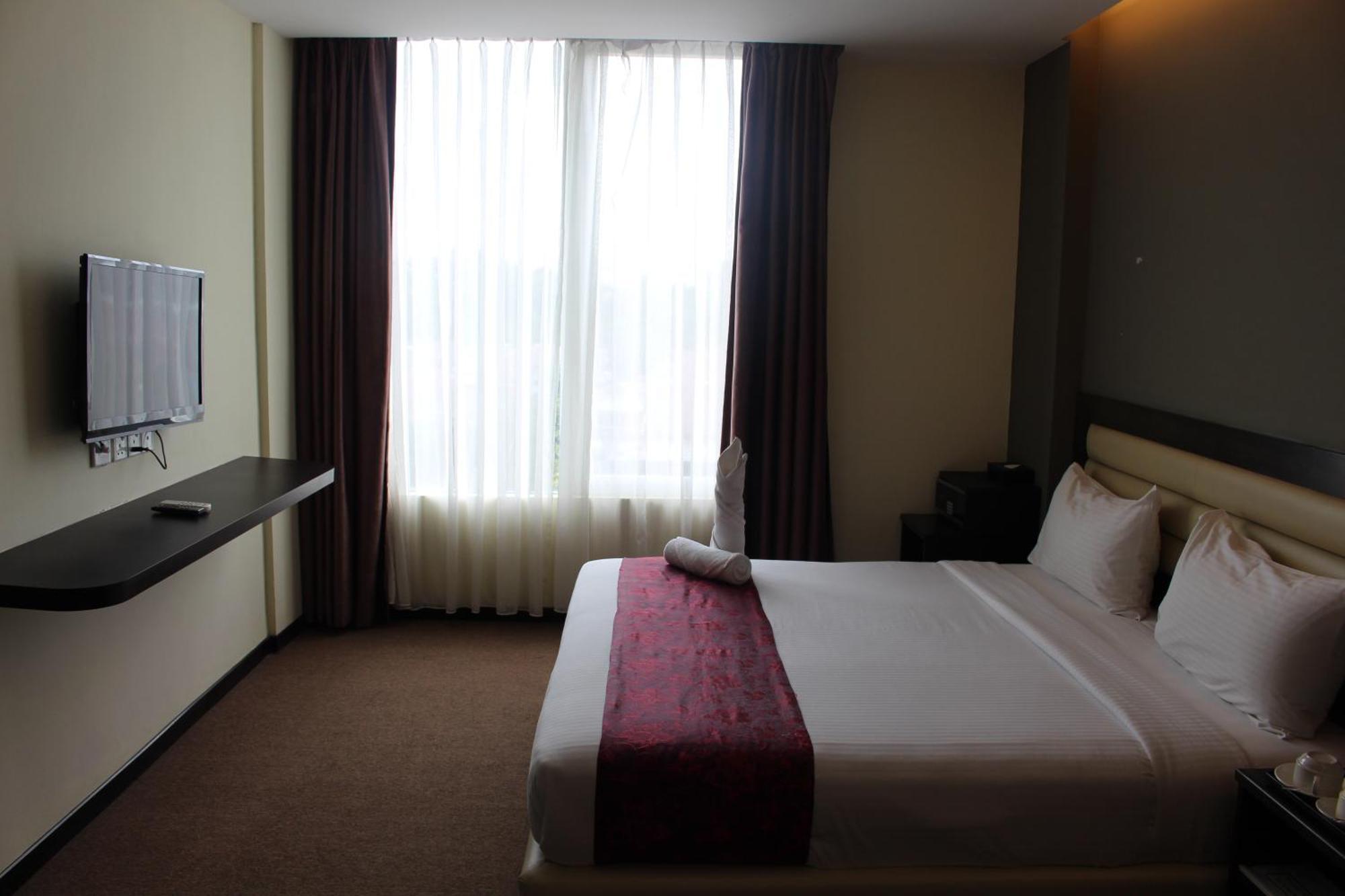 Superior King Room