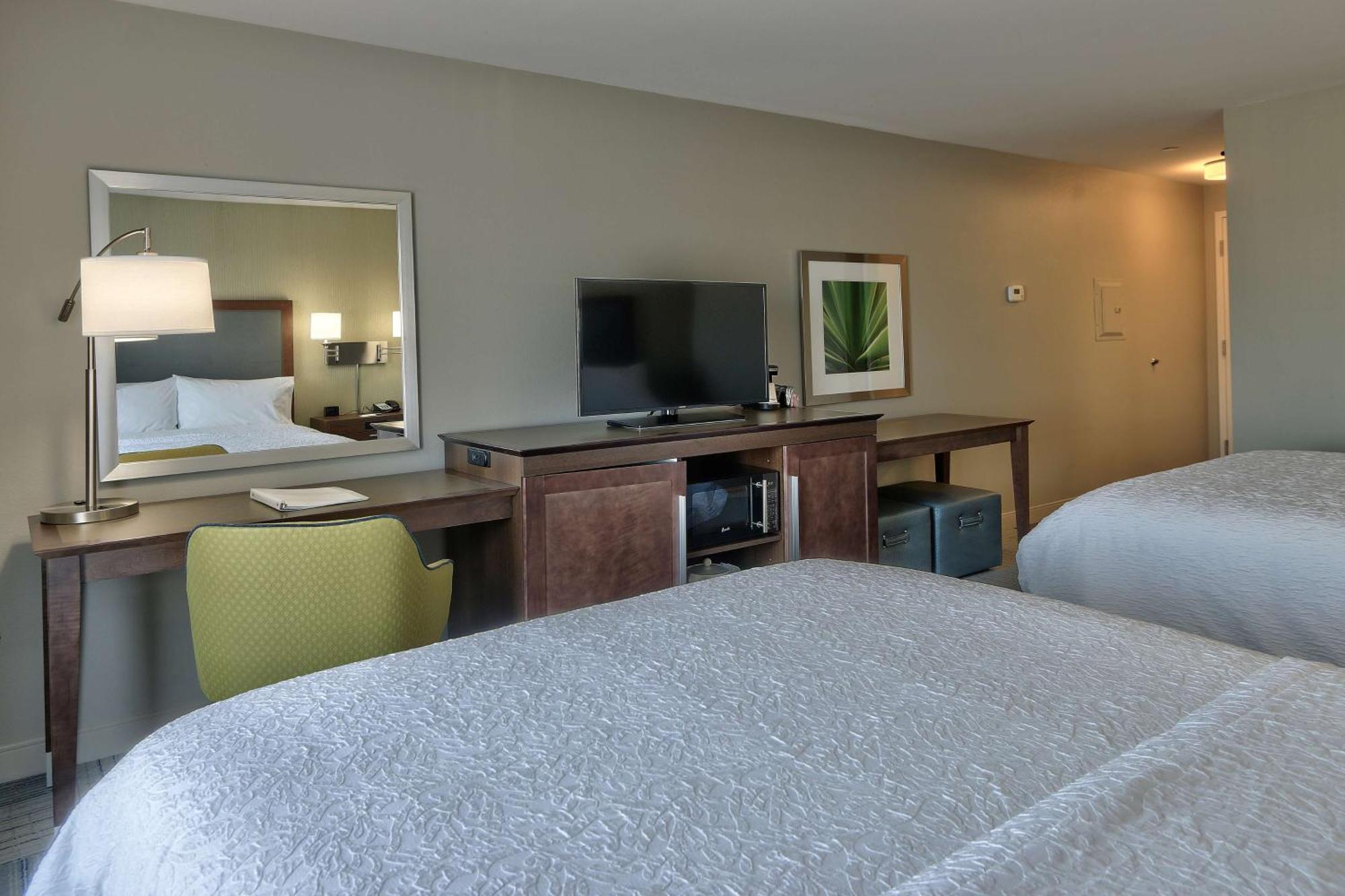 Queen Room Two Queen Beds