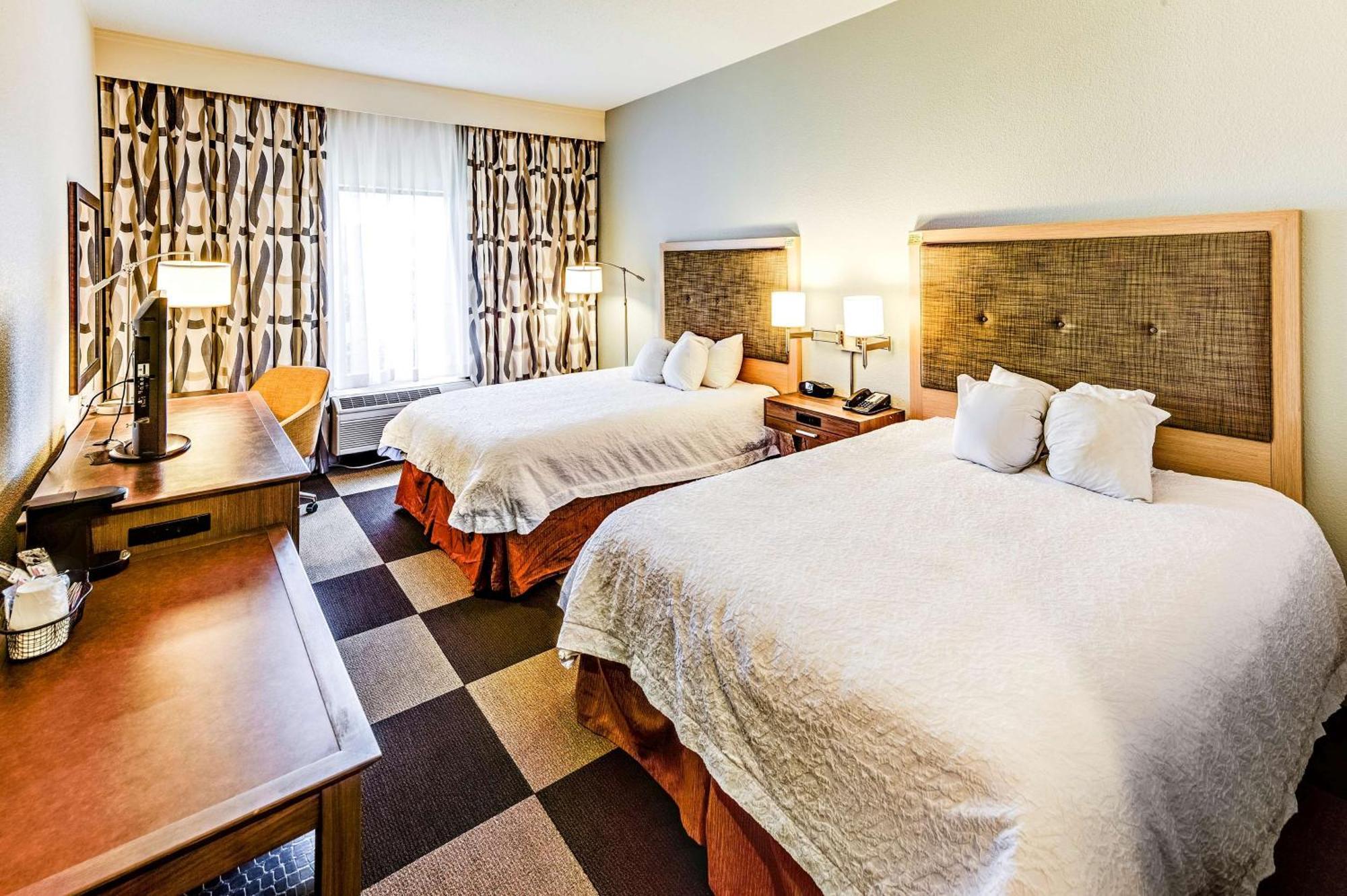 Room Two Queen Beds Non-Smoking