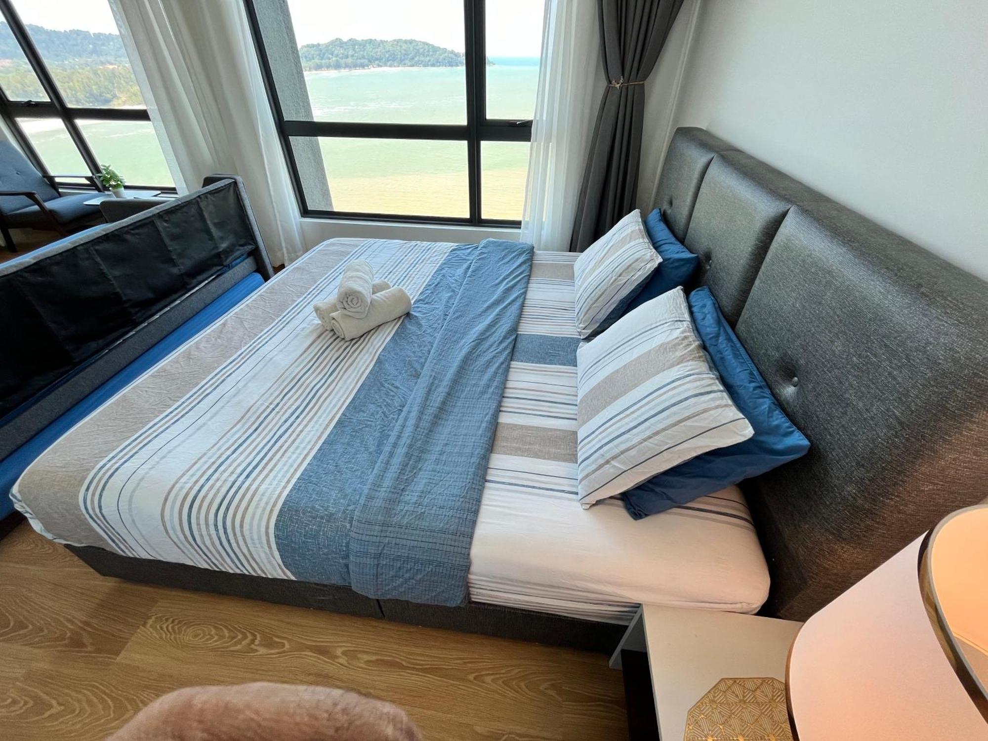 Studio Apartment Sea View