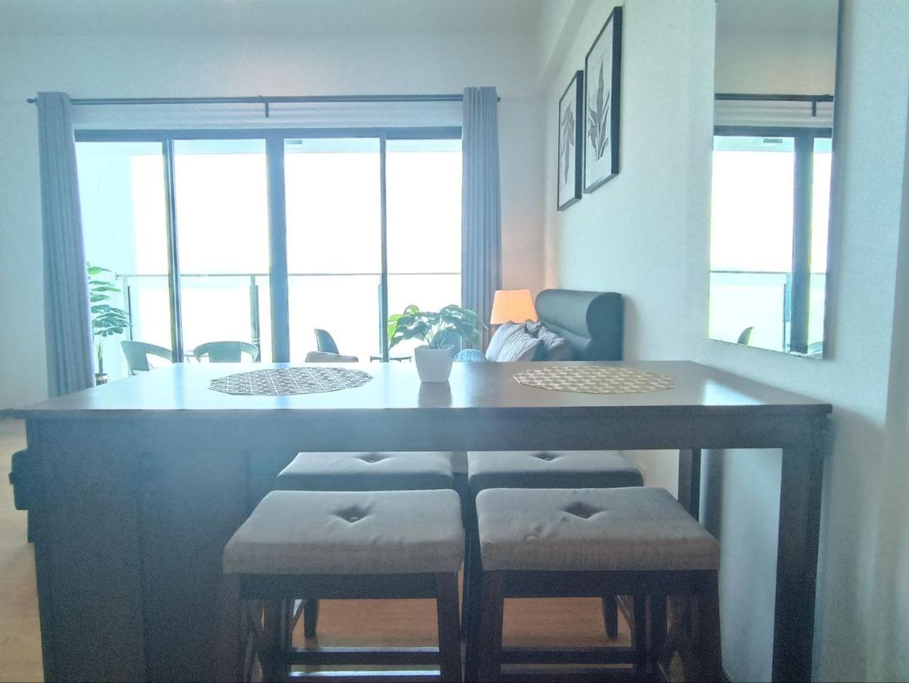 Studio Balcony