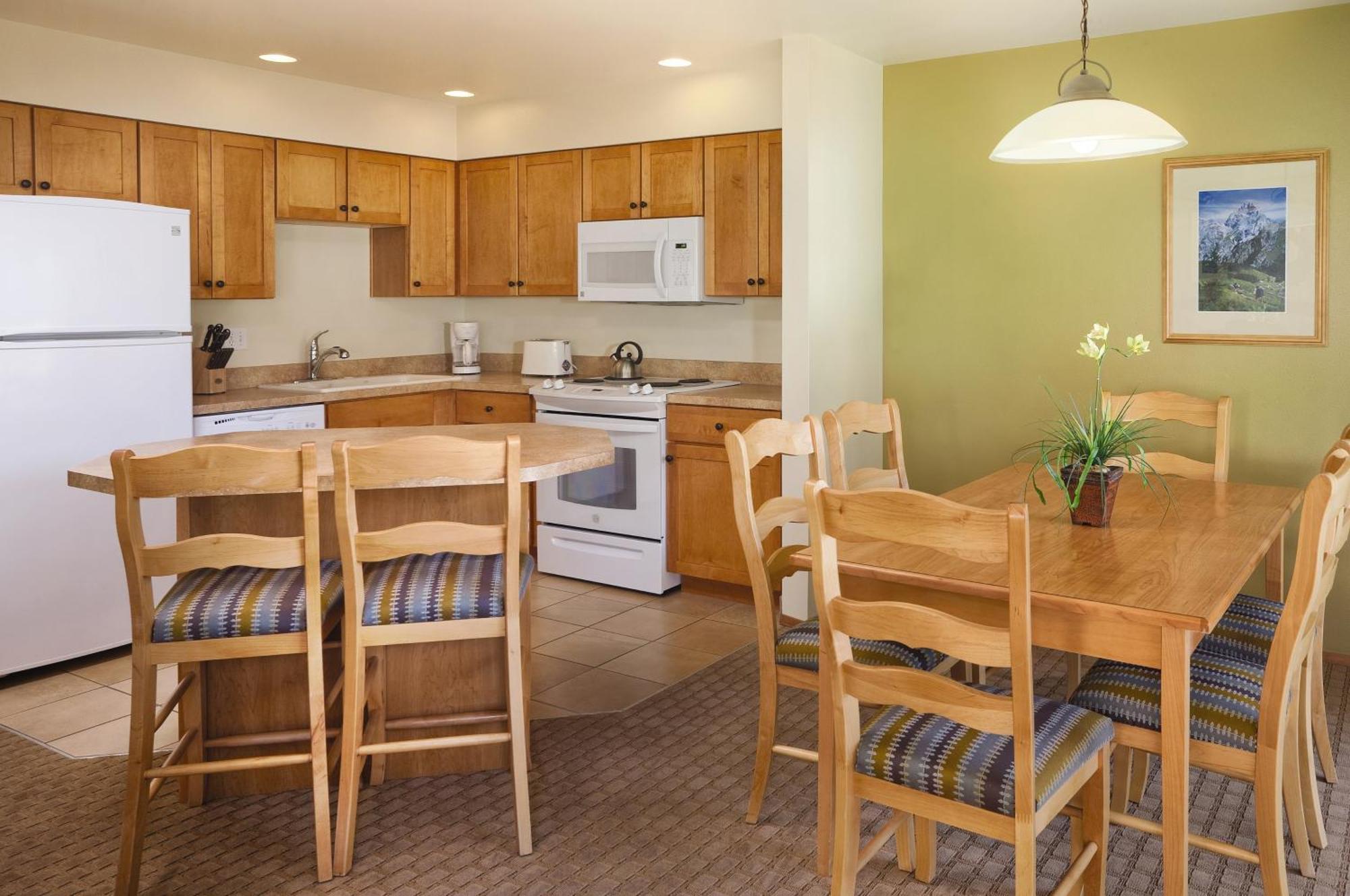 Two-Bedroom Suite