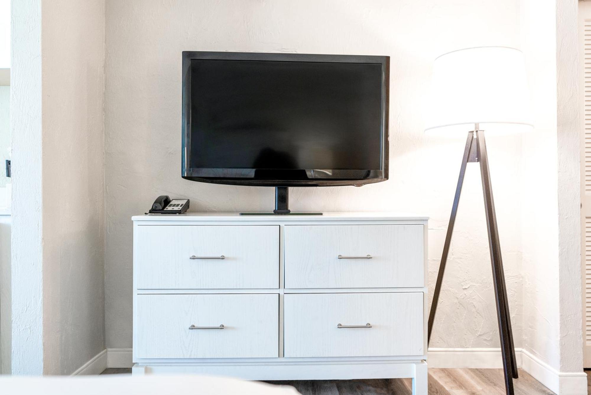 Oceanfront Kitchenette Room One King Bed One Sofabed