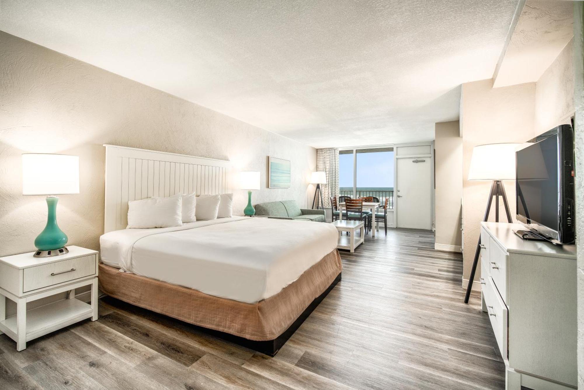 Family Suite Oceanfront View