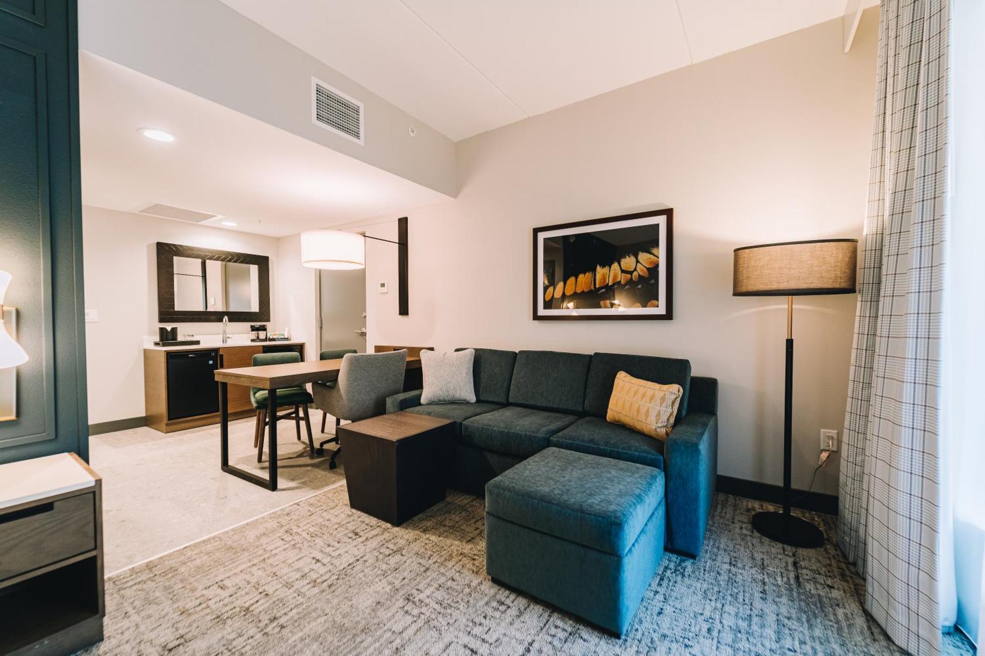 King Studio Suite