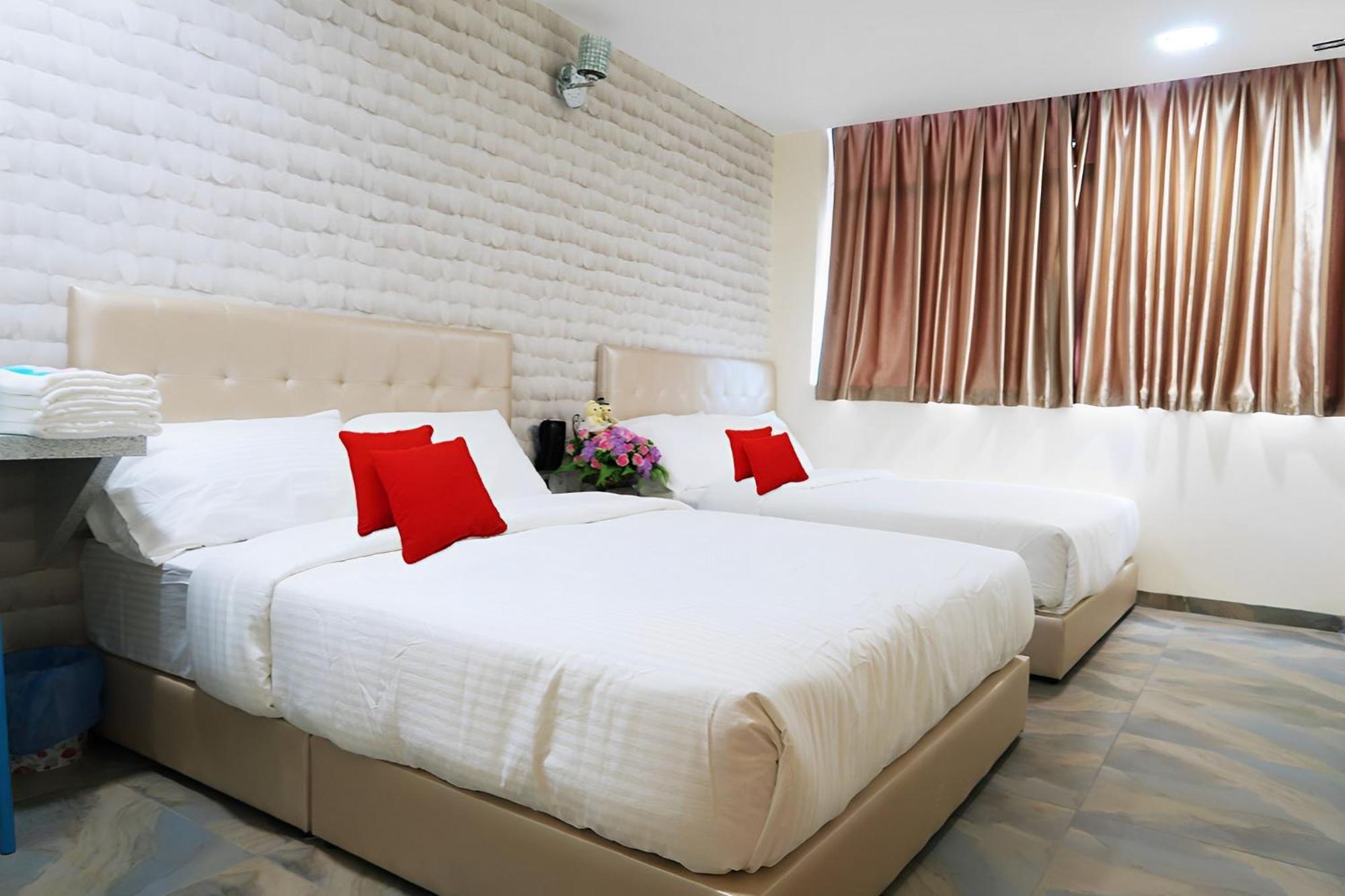 Deluxe Queen Room Two Queen Beds
