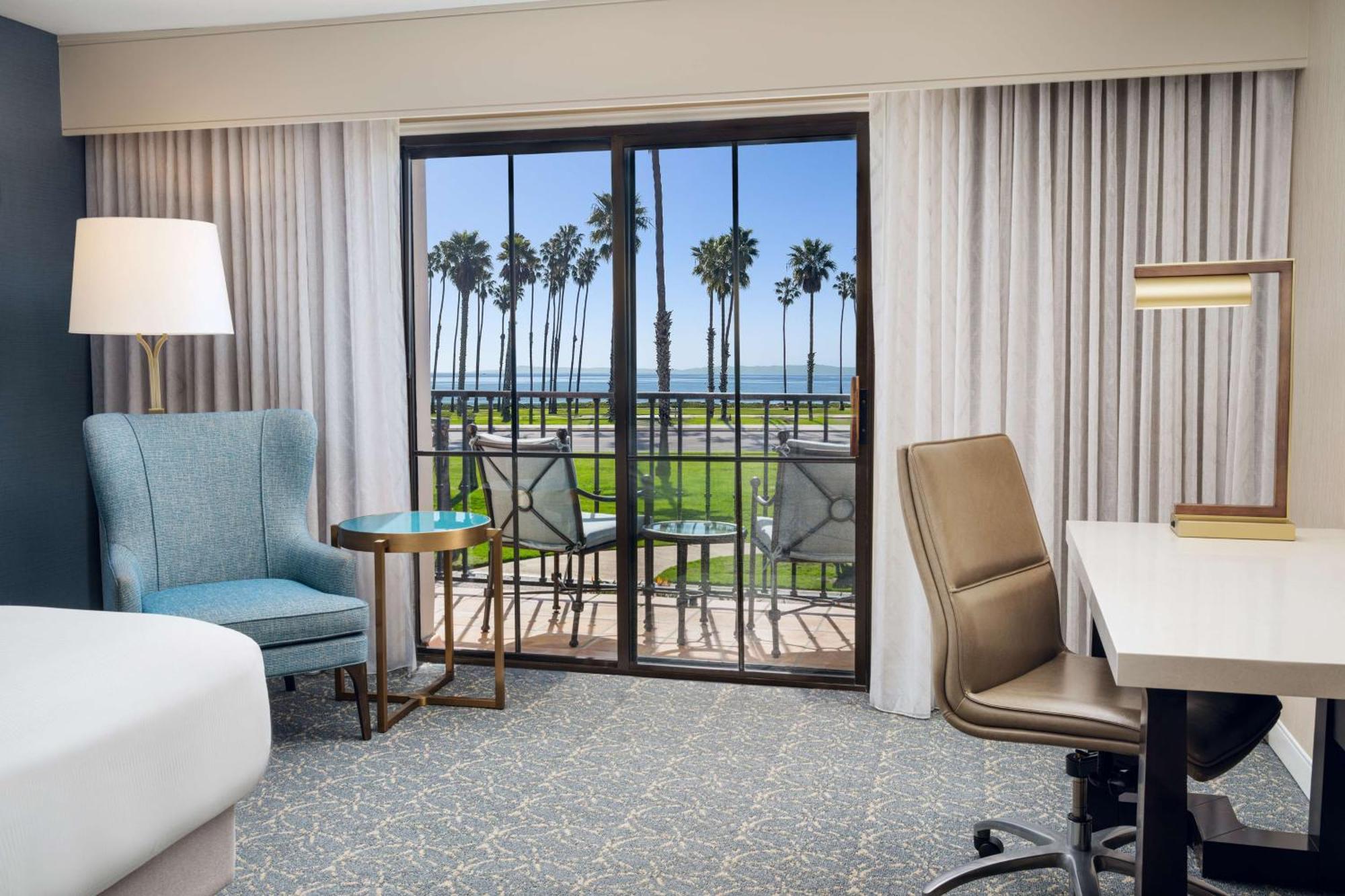Queen Room Two Queen Beds Patio or Balcony Ocean View