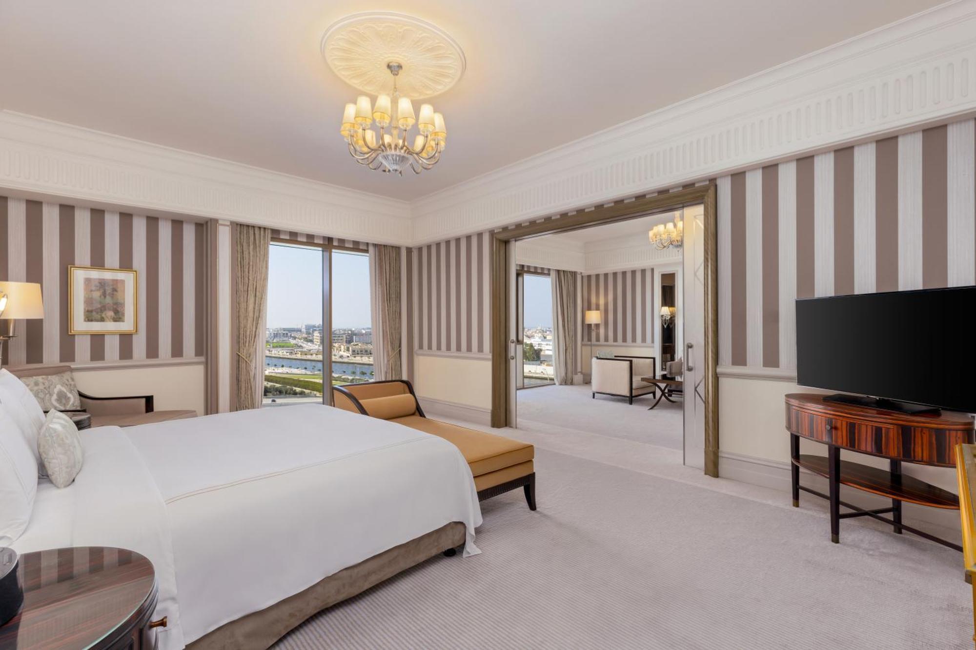 Apartament typu Suite Ambassador z łóżkiem typu king-size