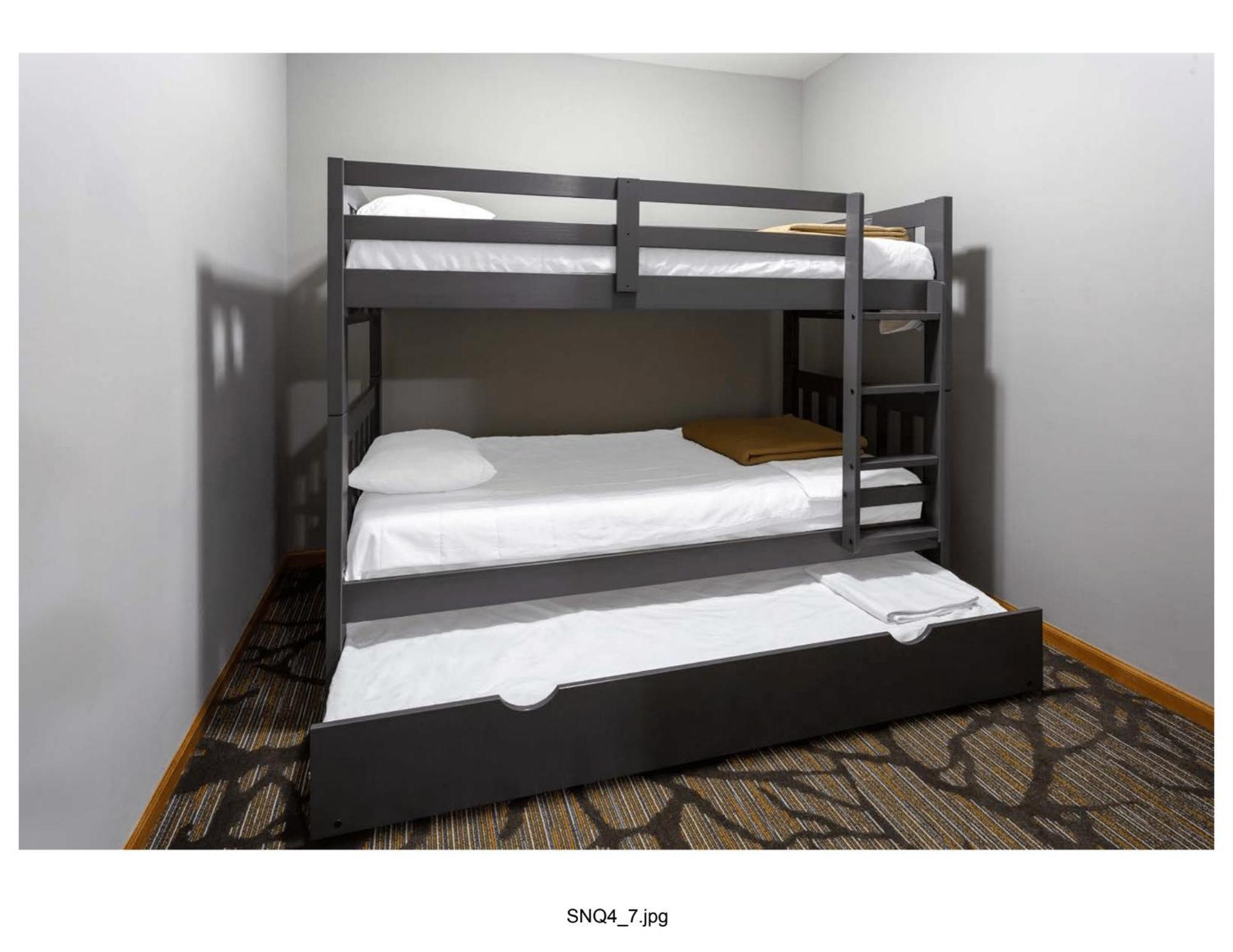 Three-Bedroom Deluxe Suite Non-Smoking