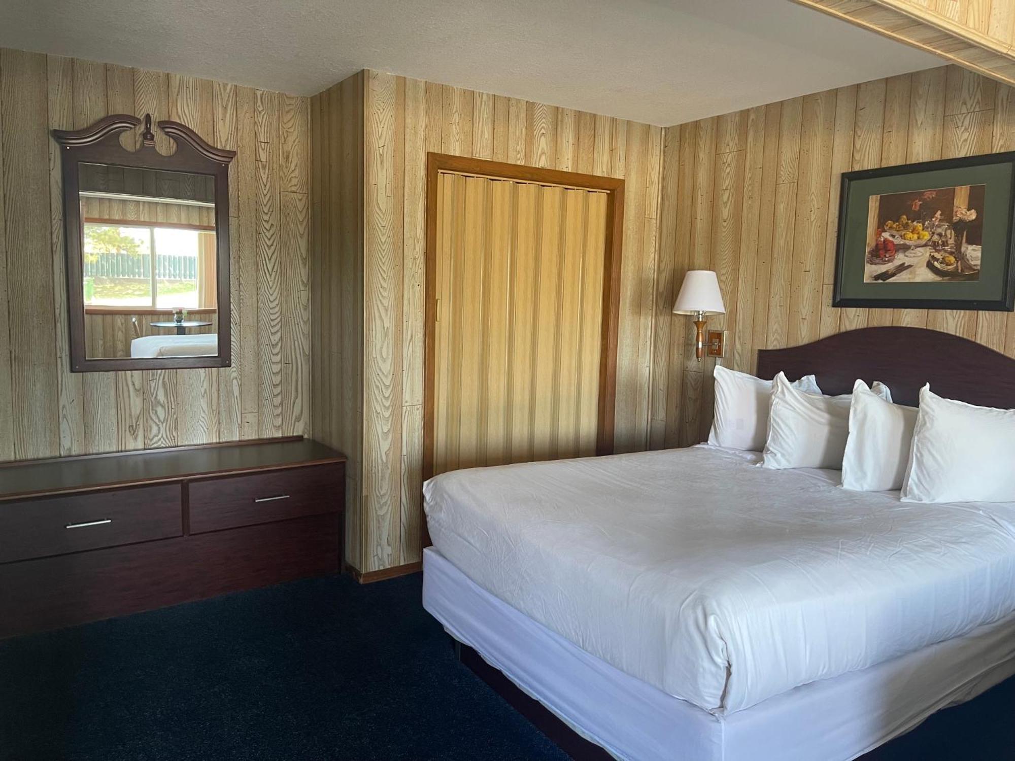 Superior Queen Room