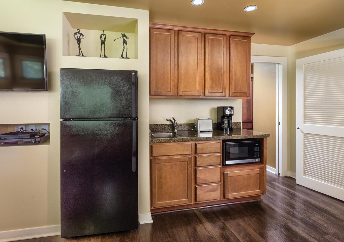 One-Bedroom Suite
