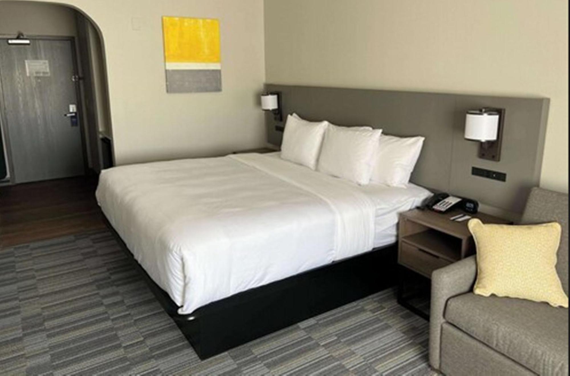 Executive Triple Room
