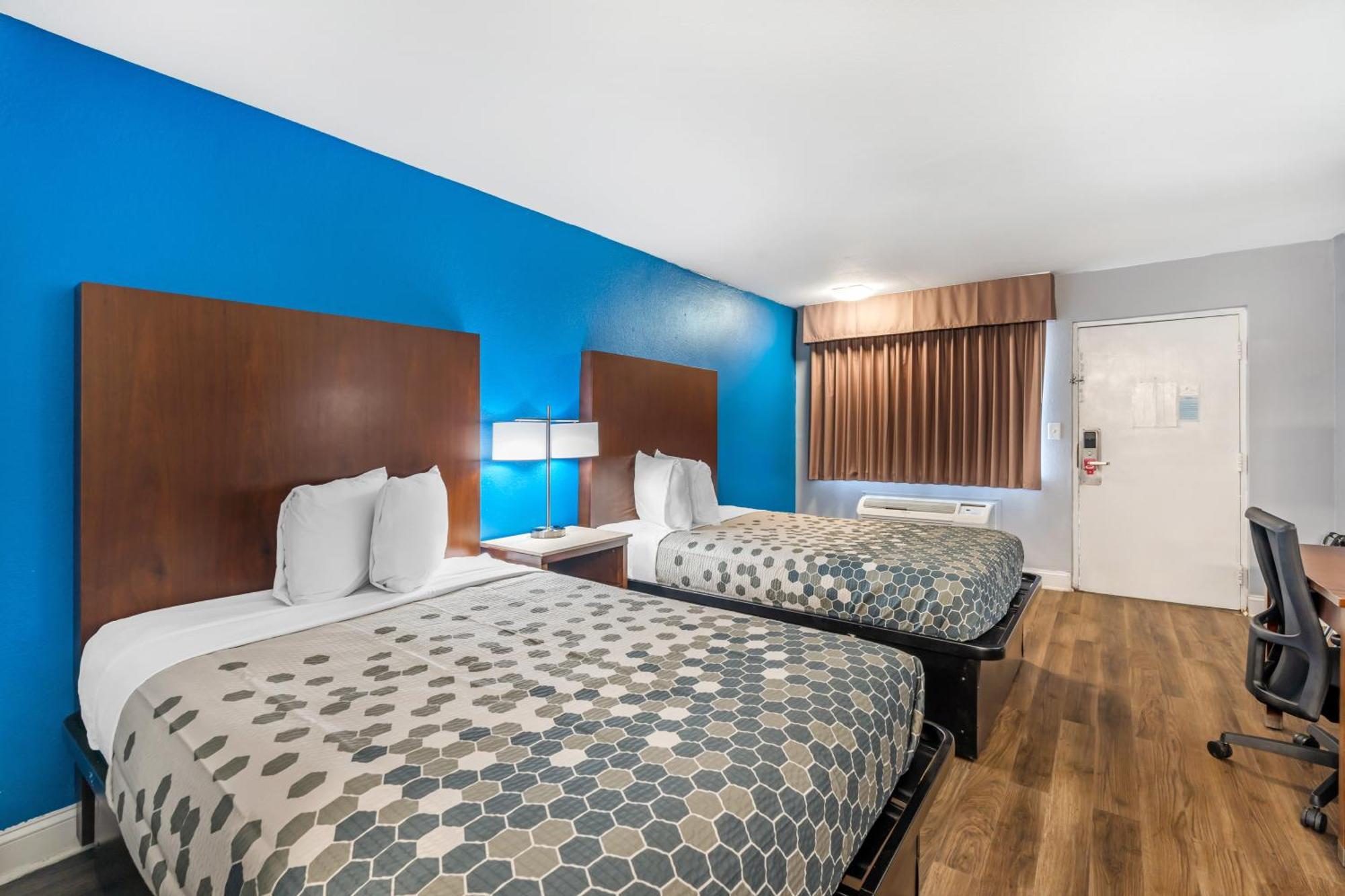 Double Room Two Double Beds Smoking