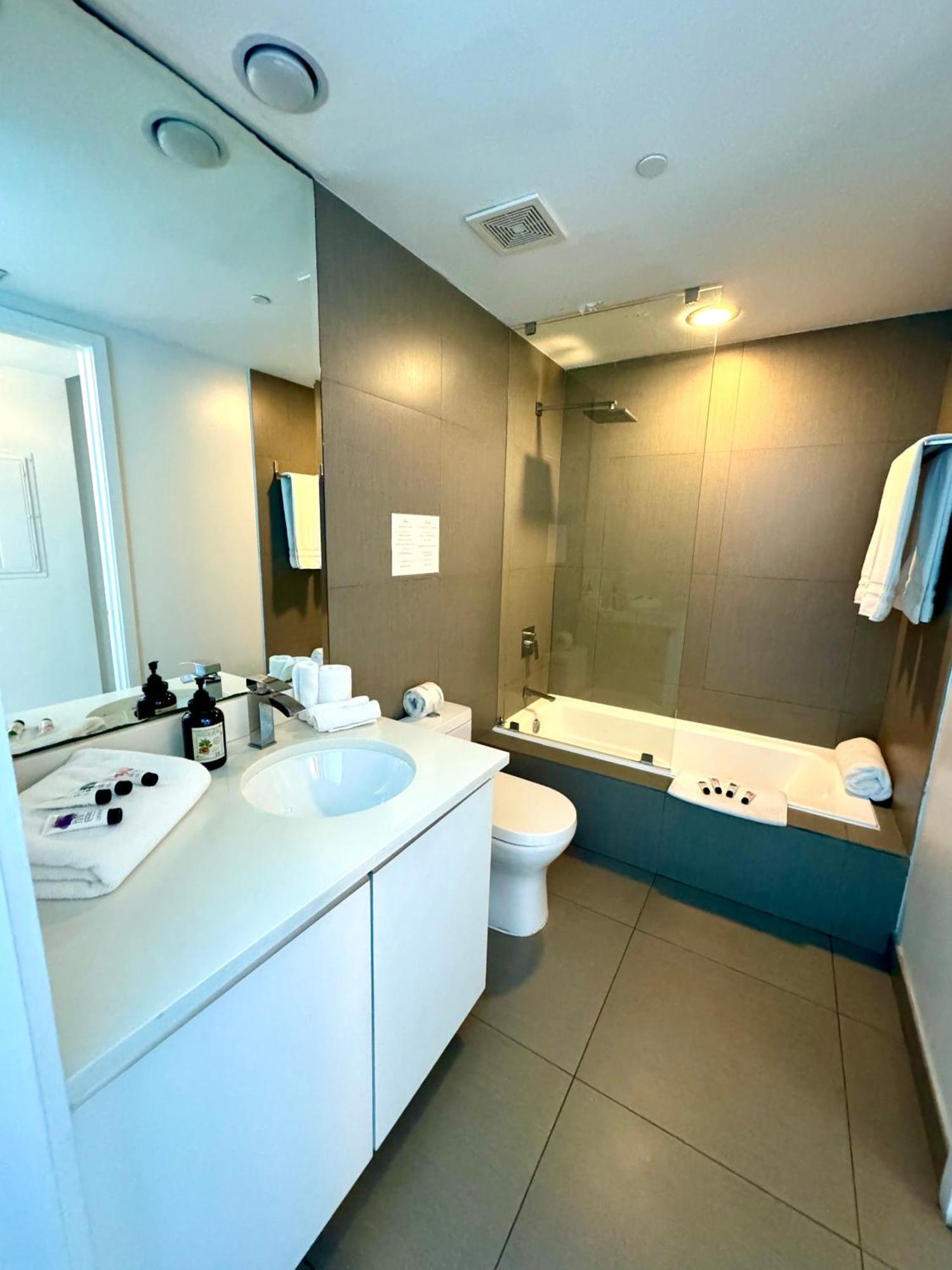 Superior One-Bedroom Suite Direct Ocean View