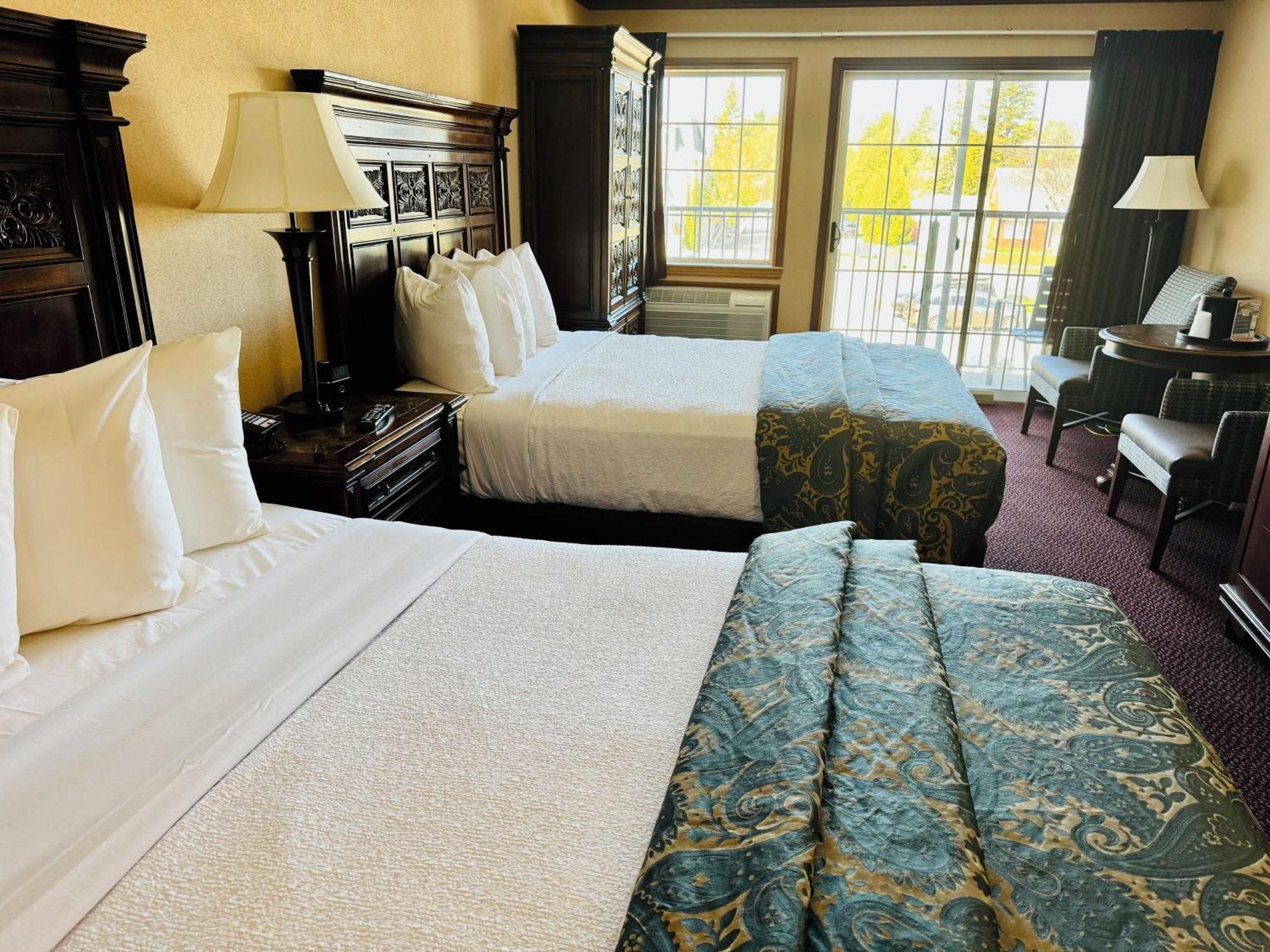 Queen Room