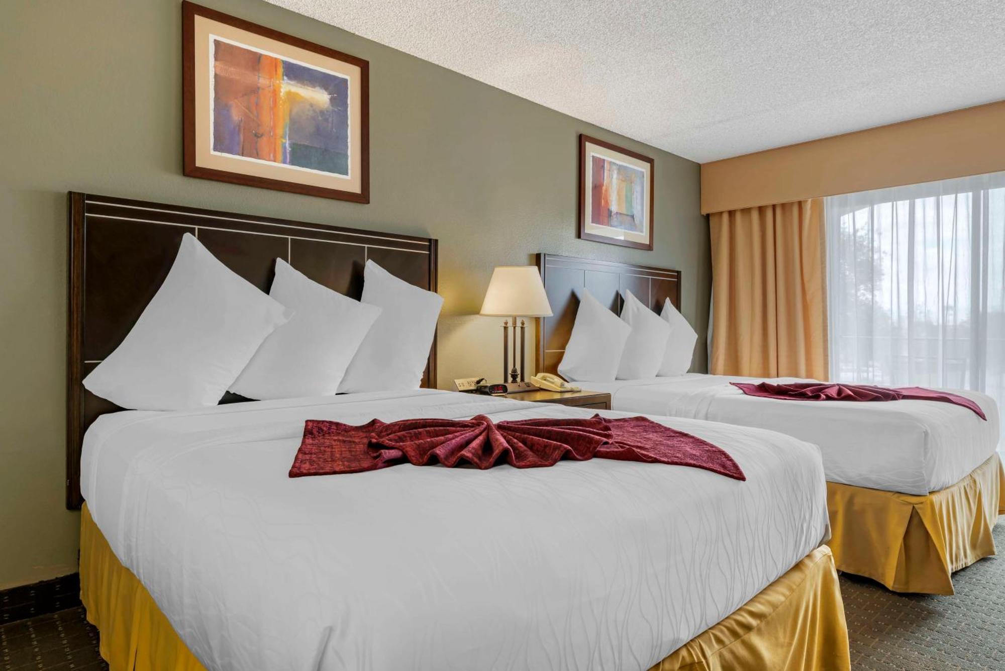 Queen Room Two Queen Beds Non-Smoking