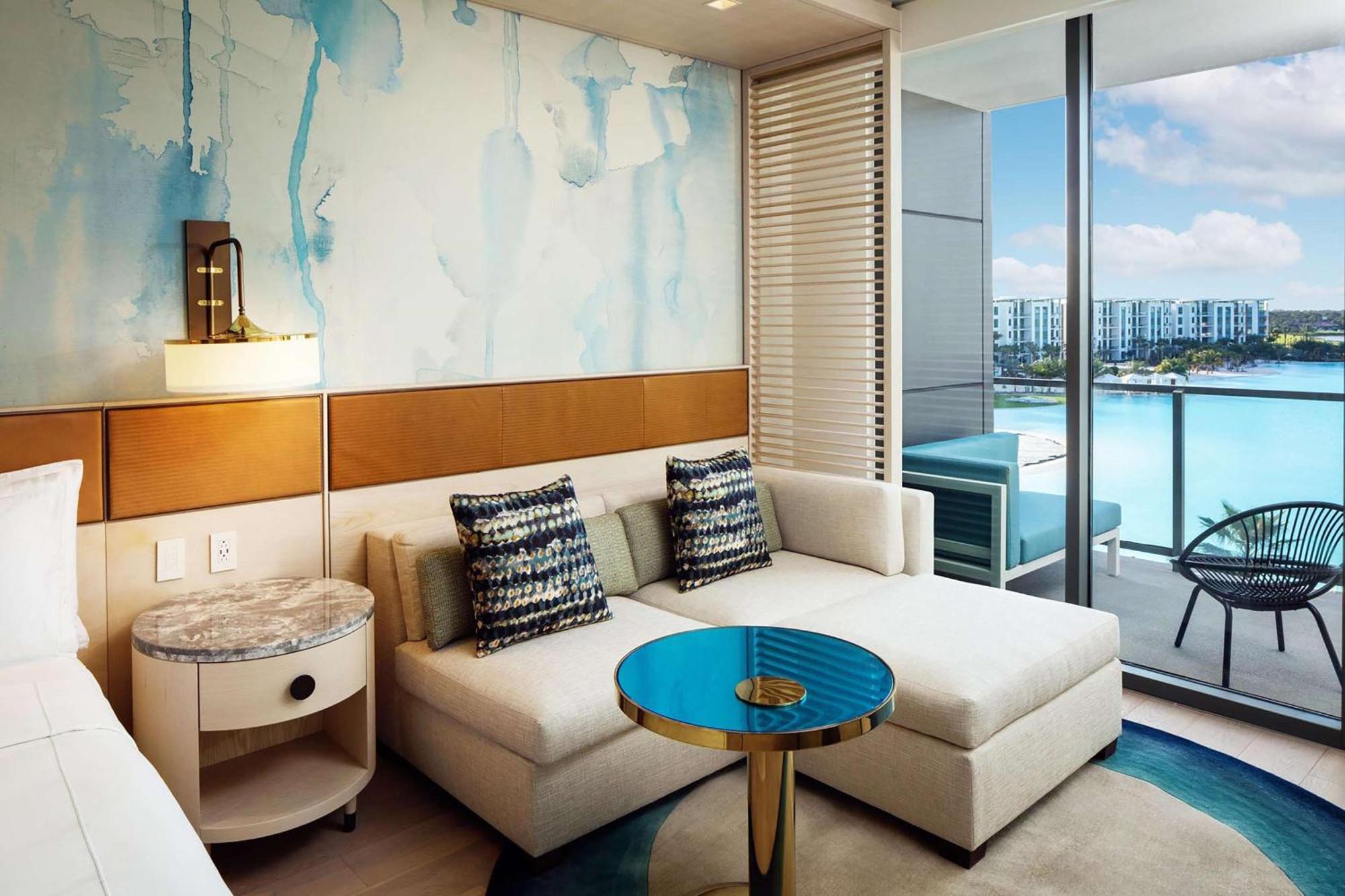 Three-Bedroom Suite Two King Beds Two Queen Beds