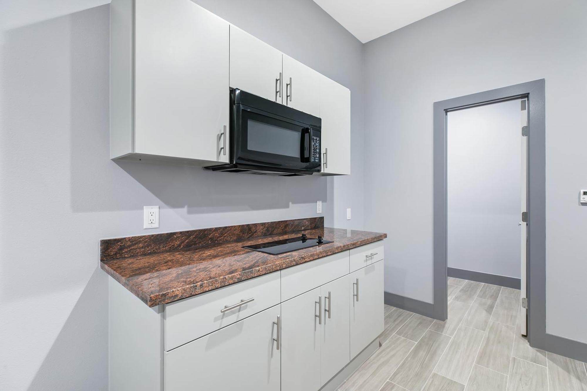 King Kitchenette Suite Private Balcony