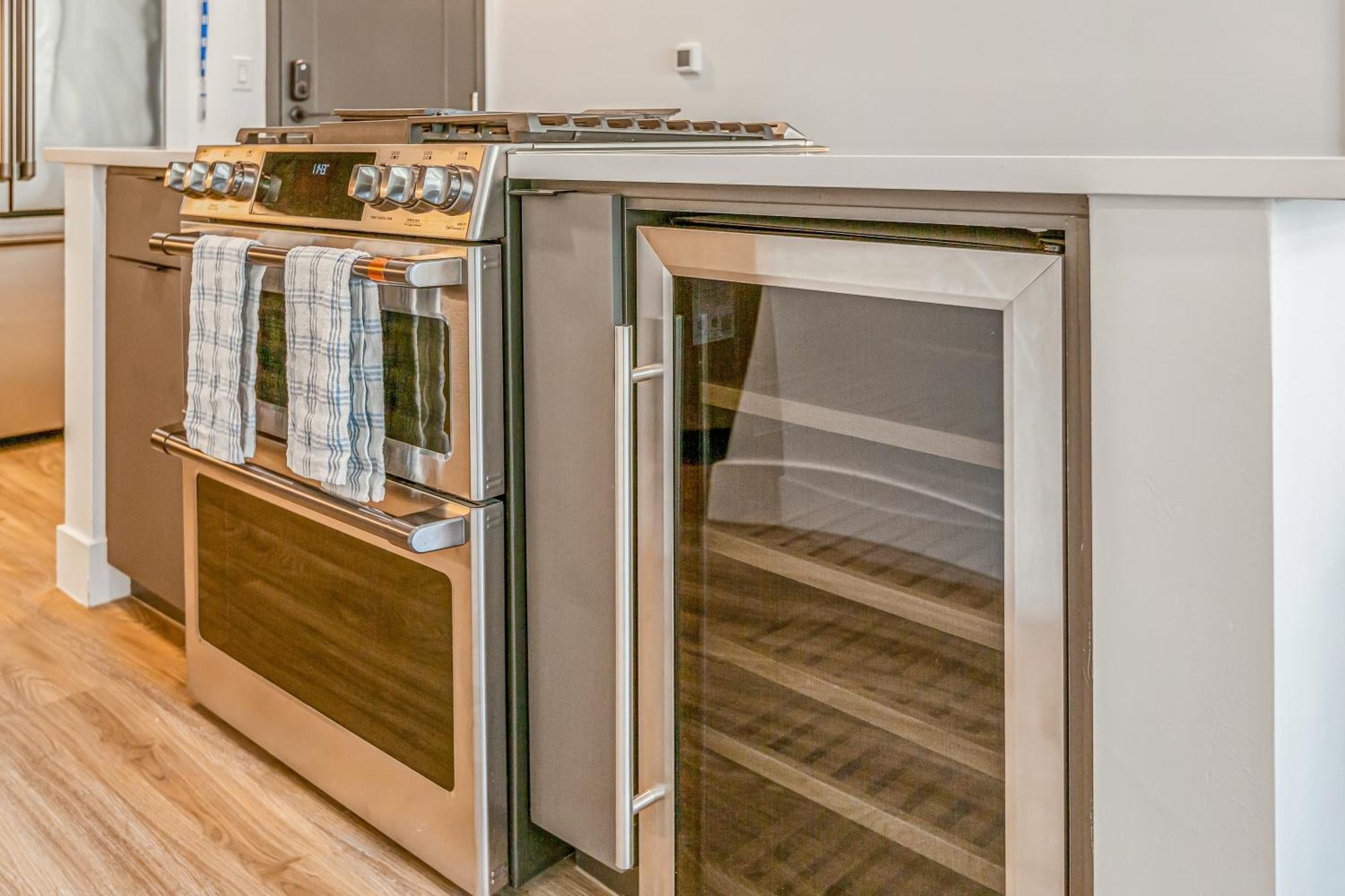 Two-Bedroom Apartment Self Check Virtual Front Desk