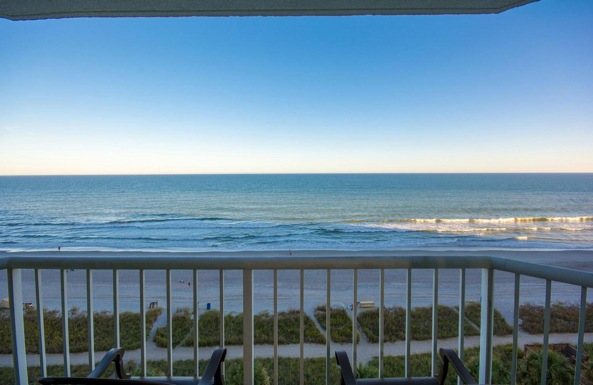 Oceanfront Deluxe One Bedroom King Condo