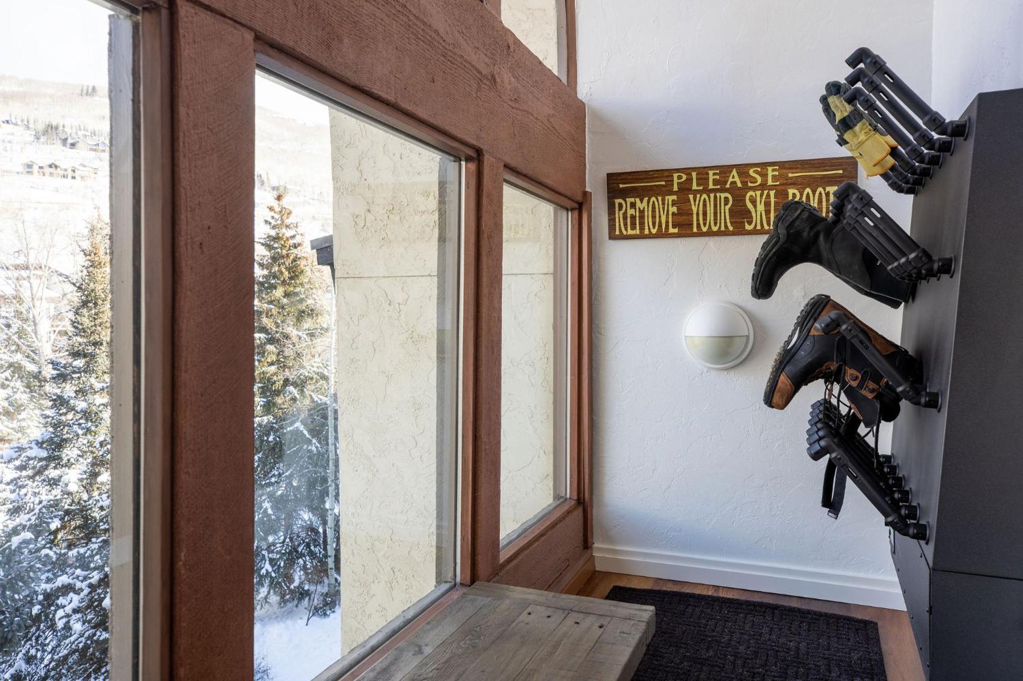 Four-Bedroom Penthouse Apartment