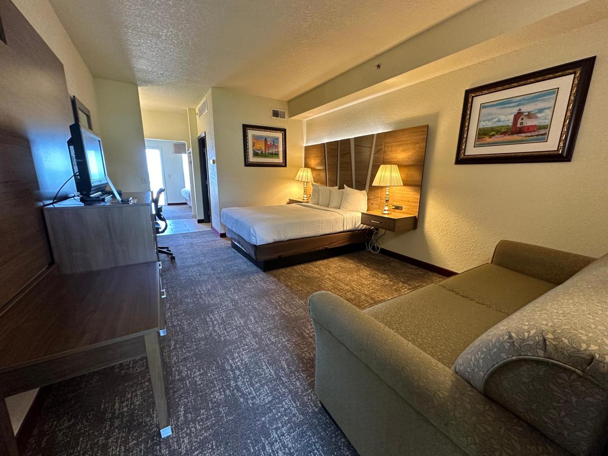 Family Room Lake View