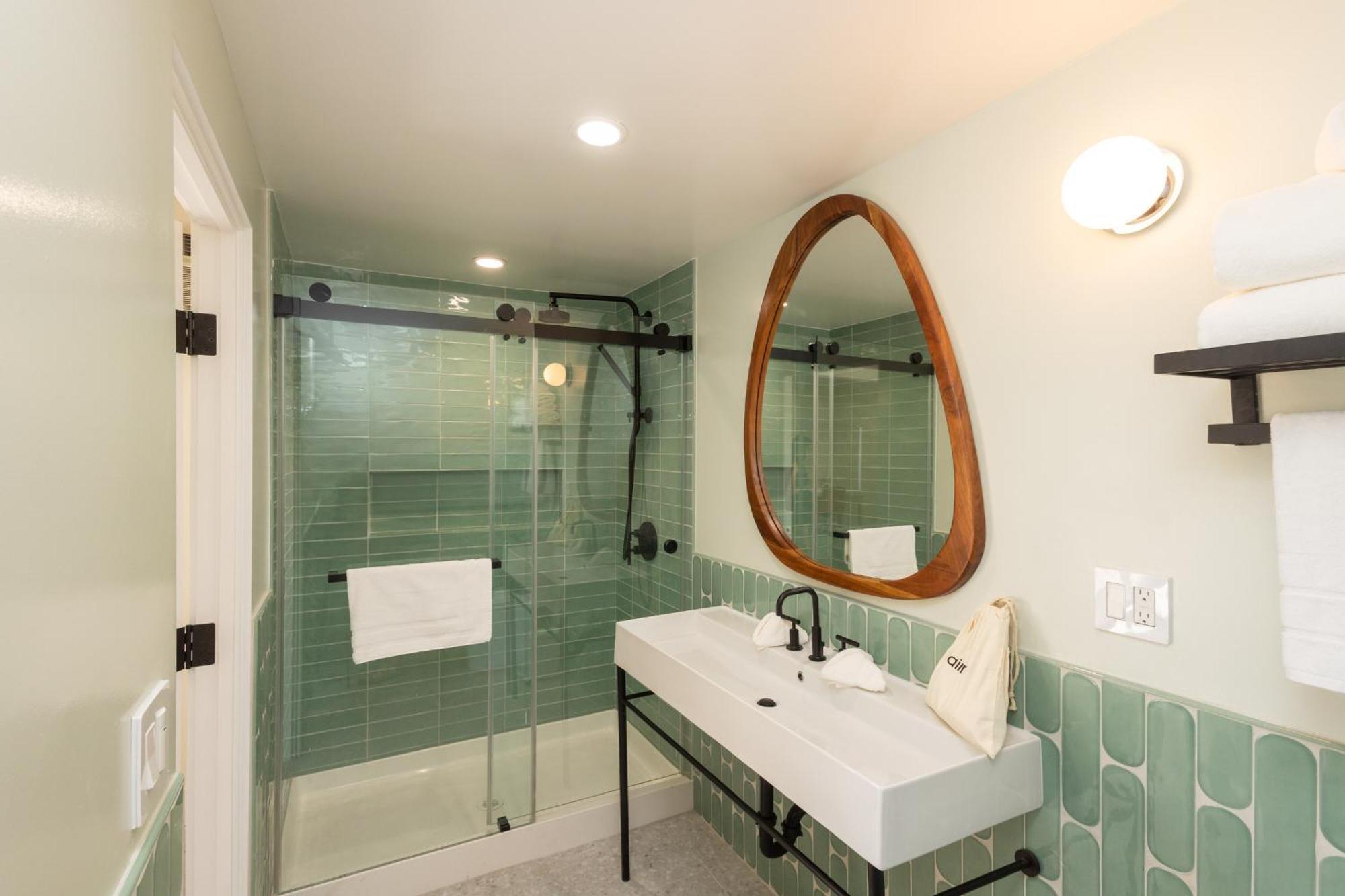 Superior King Suite