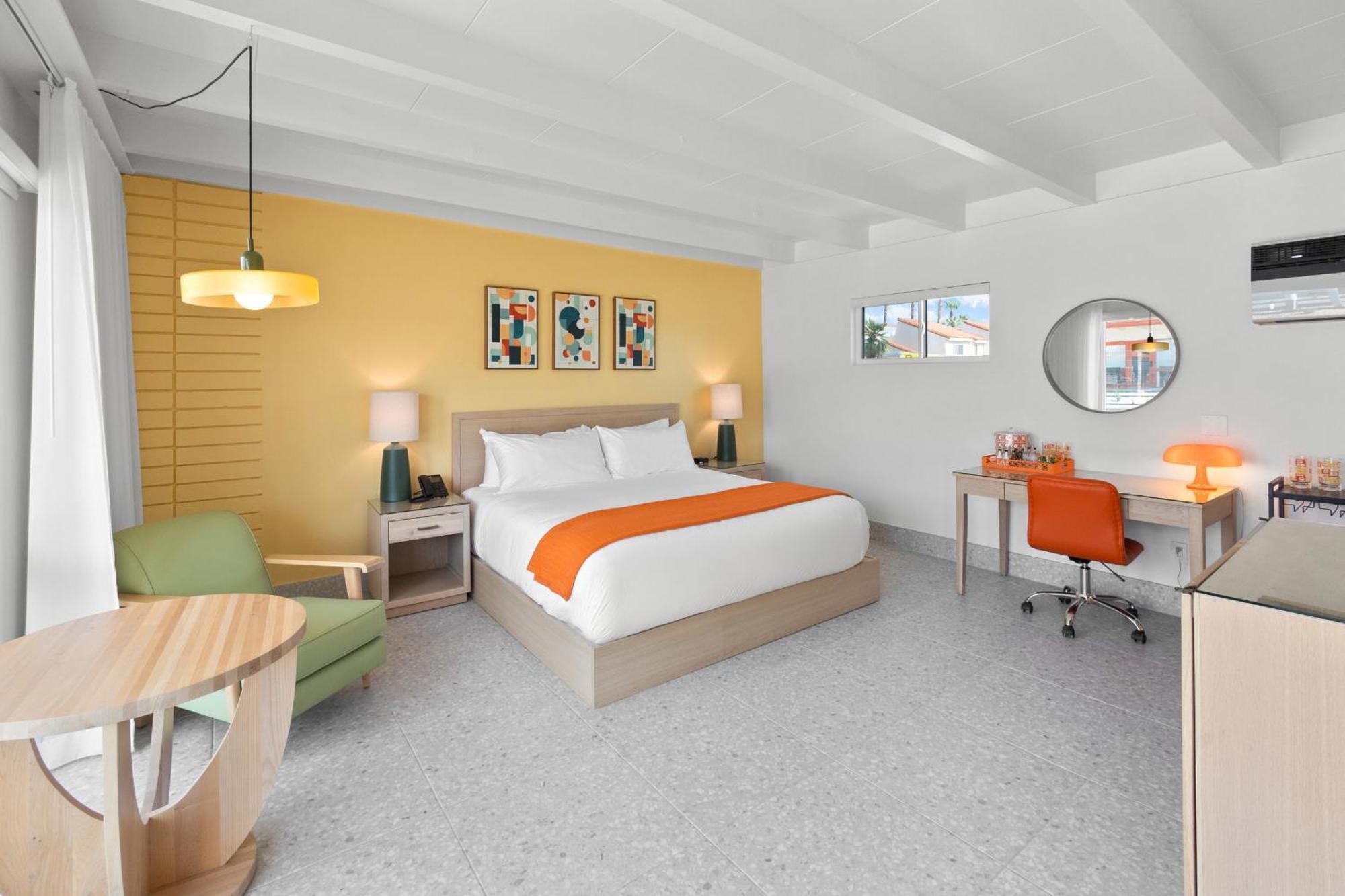 Standard King Room