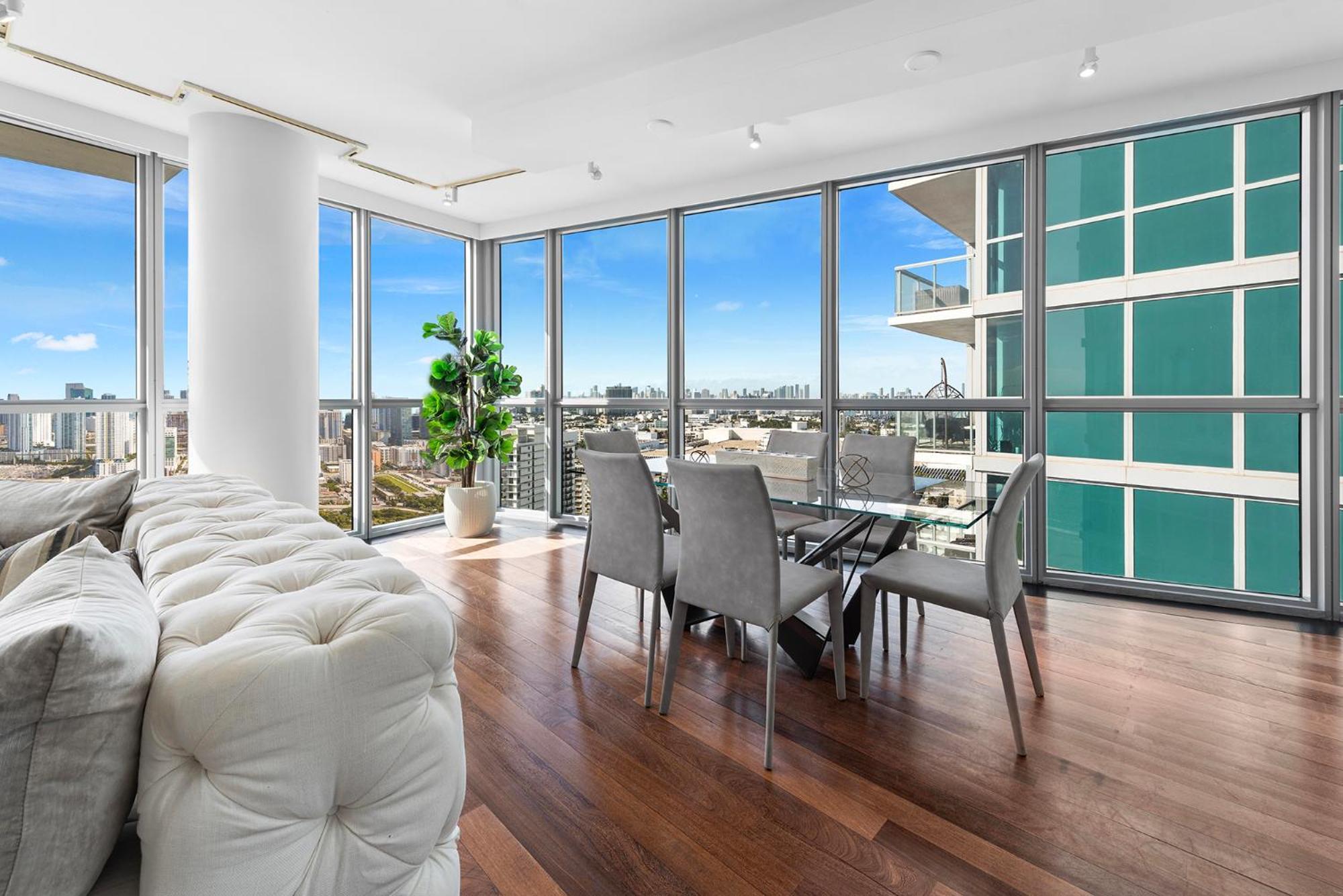 Apartment Sea View
