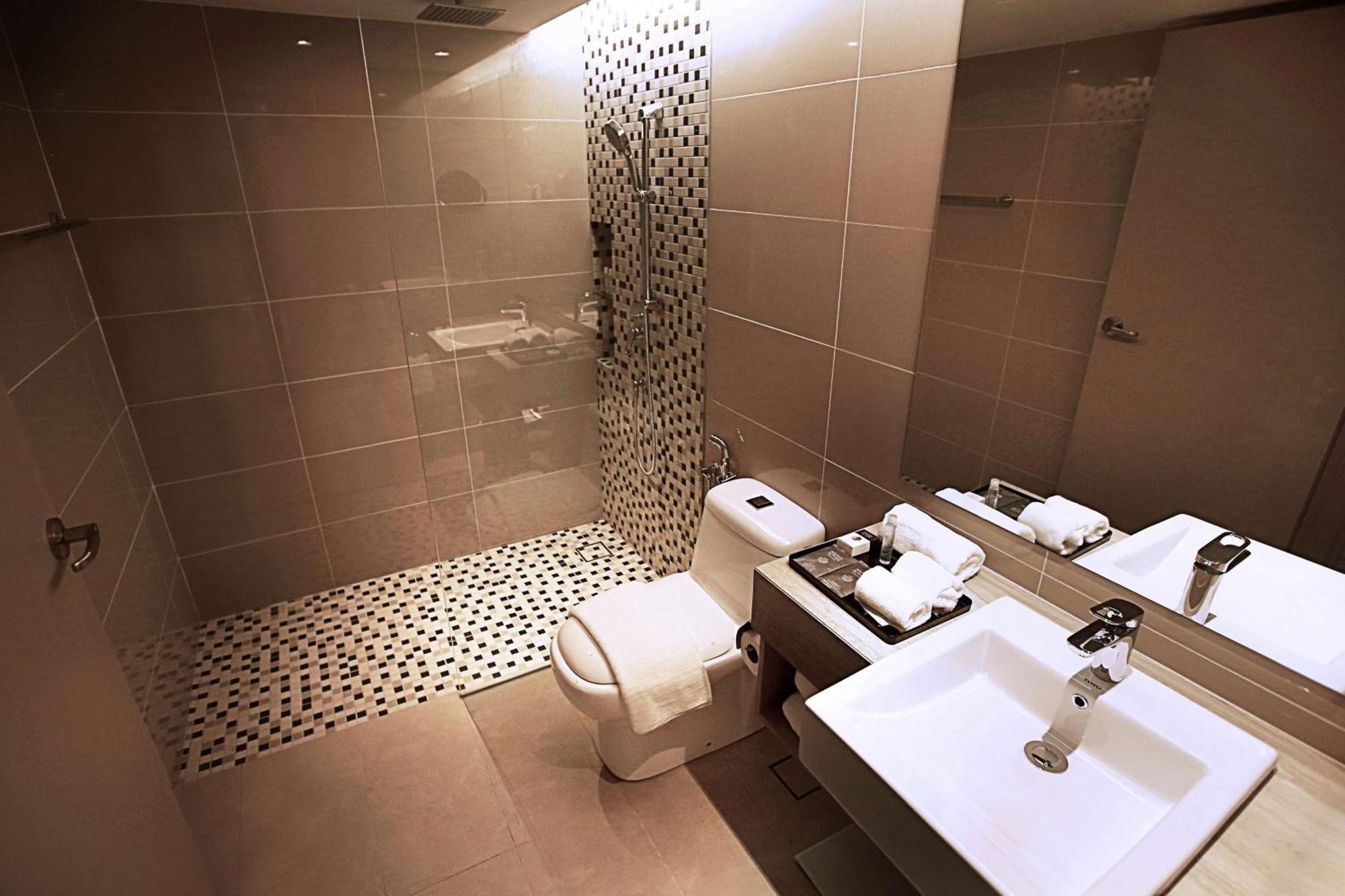 Premier King Room Balcony Sea View