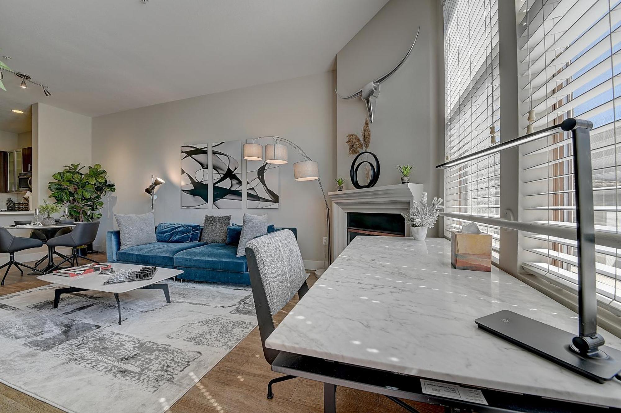 Deluxe One-Bedroom Apartment Garden View