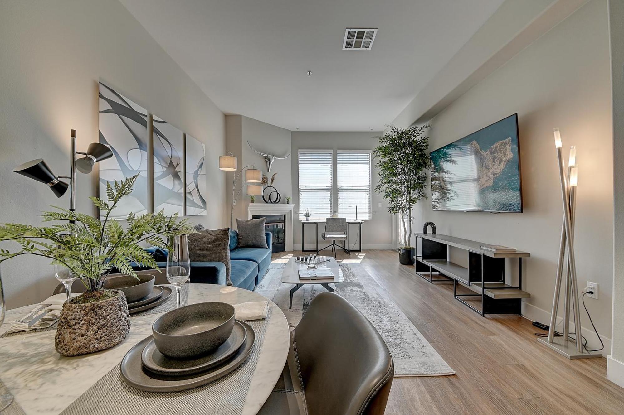 Deluxe One-Bedroom Apartment Garden View