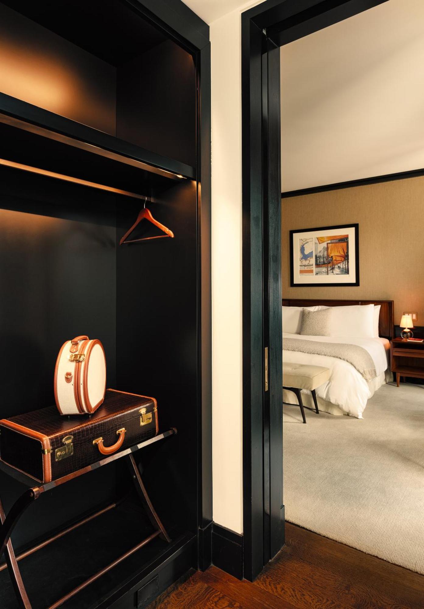 Central Park Clubhouse Suite