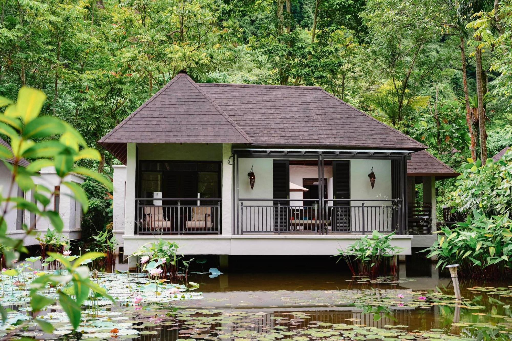 Water Villa No Children Allowed