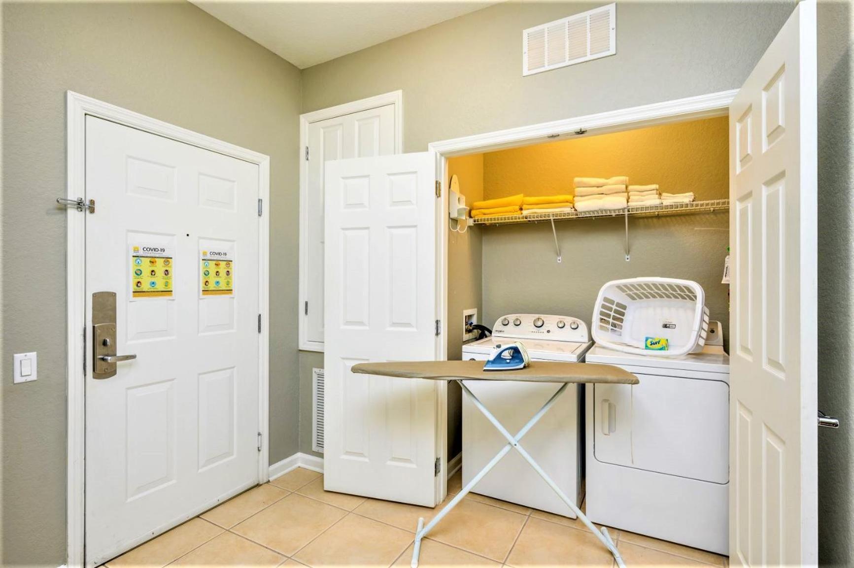 Deluxe Two-Bedroom Apartment