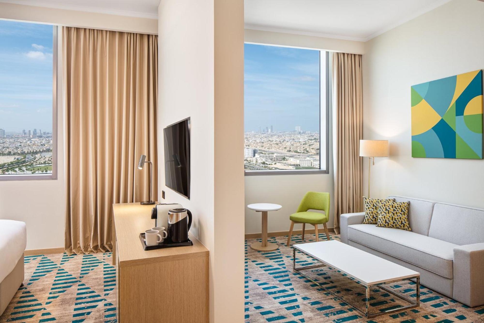 Apartament typu Suite z łóżkiem typu king-size dla palących