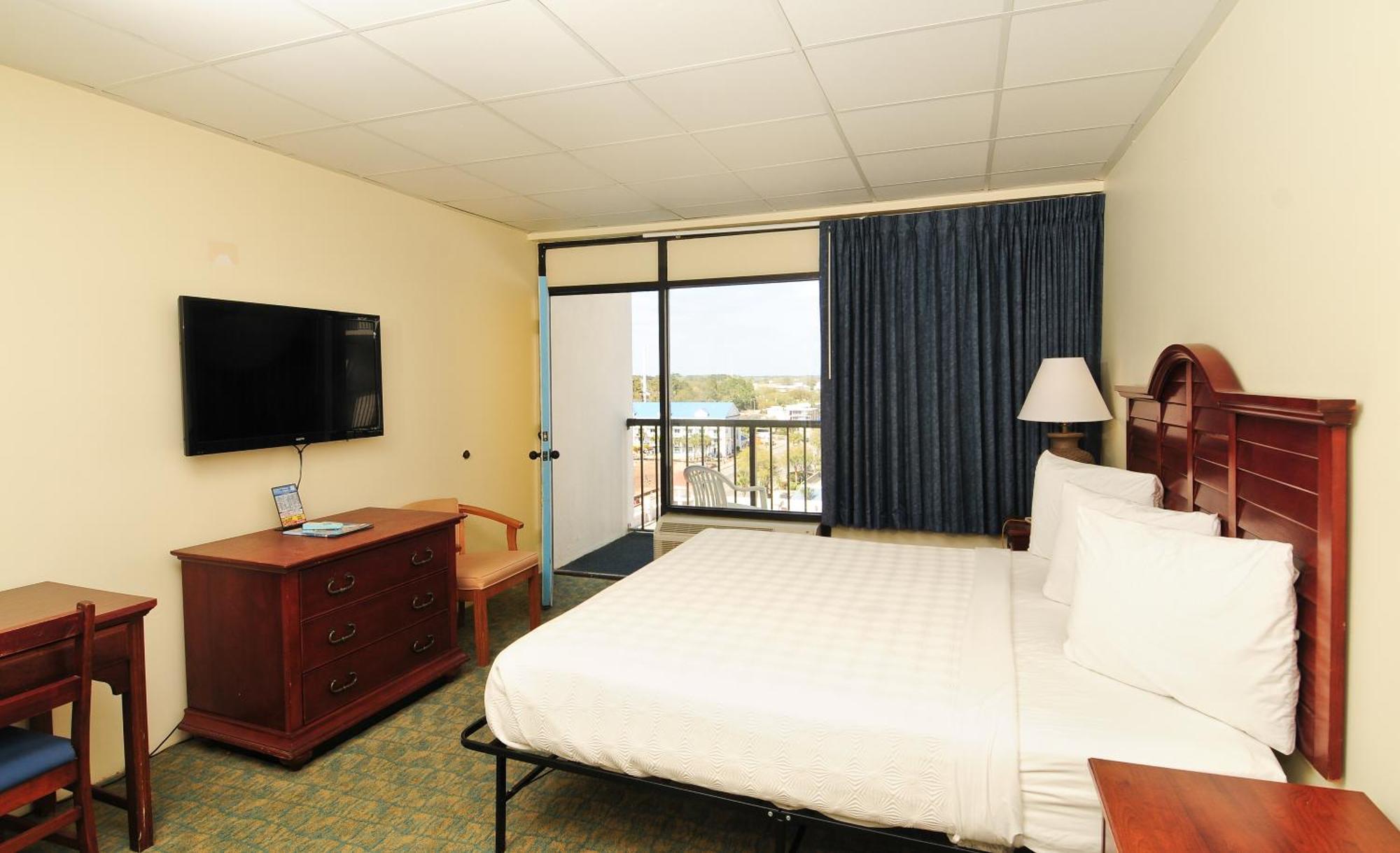 Three-Bedroom Ocean Front Penthouse-T12